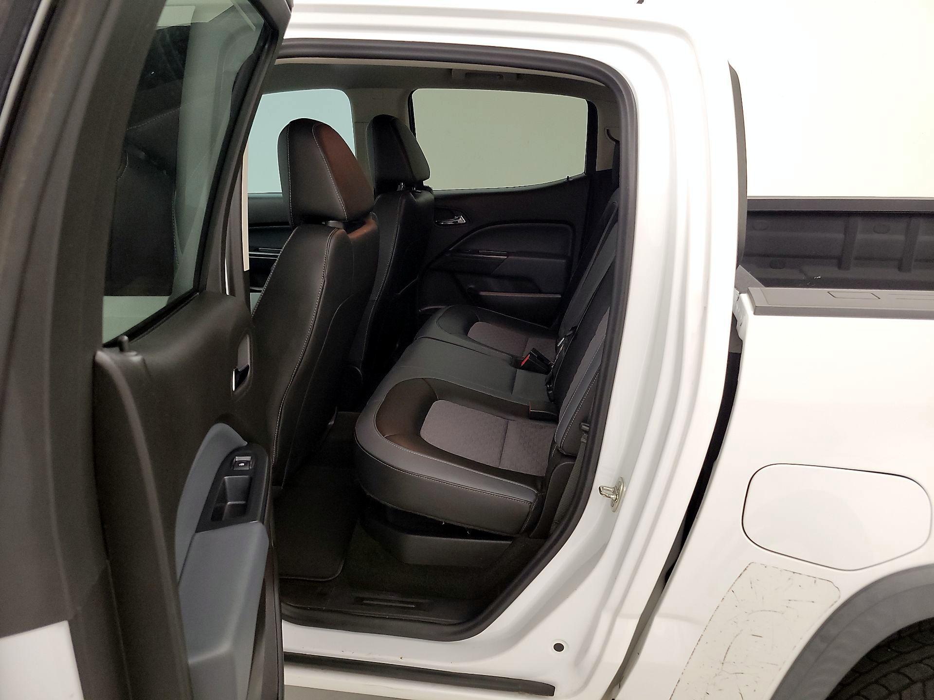 Thumbnail: 2016 Chevrolet Colorado - 19