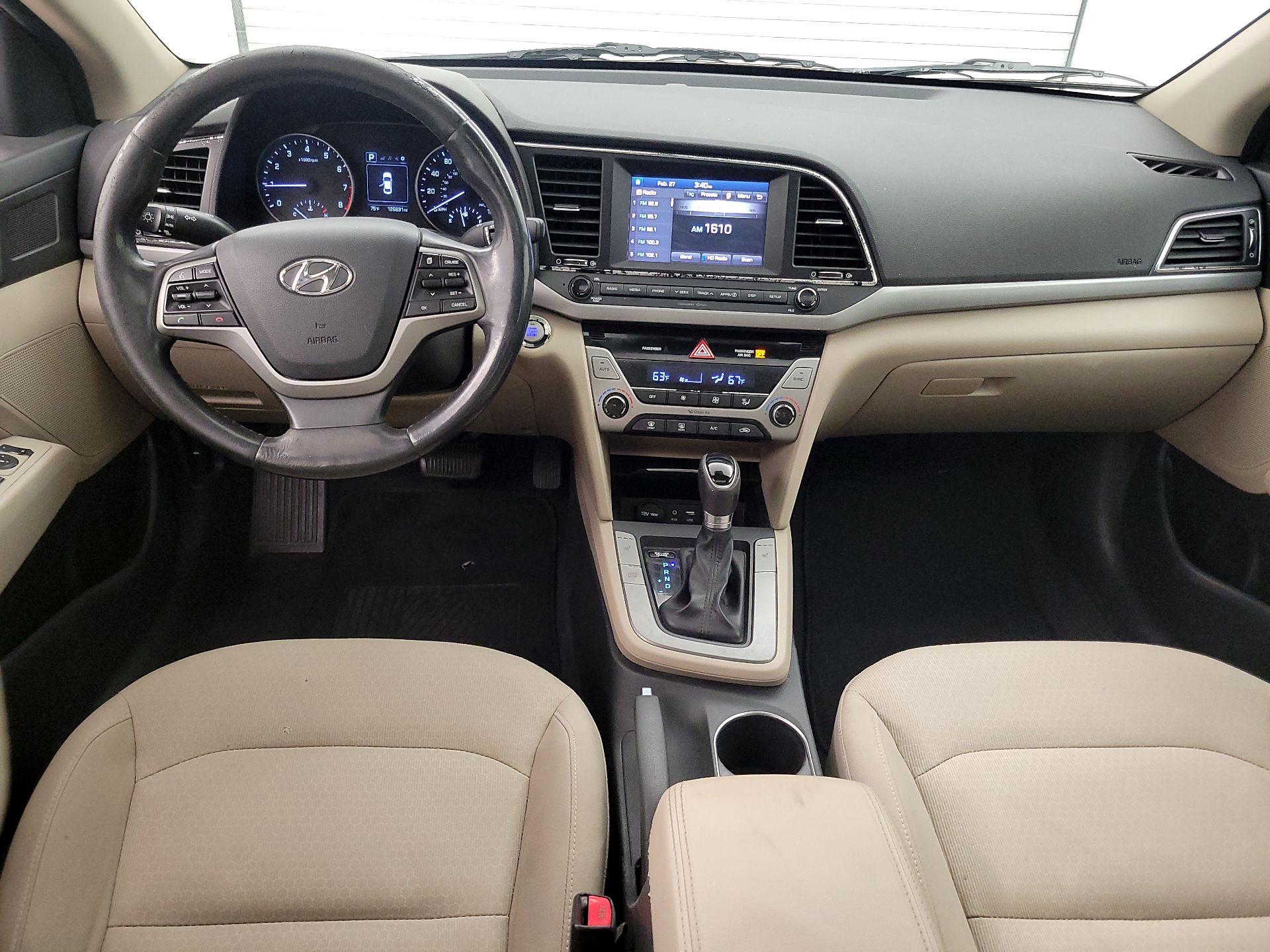 Thumbnail: 2017 Hyundai Elantra - 9