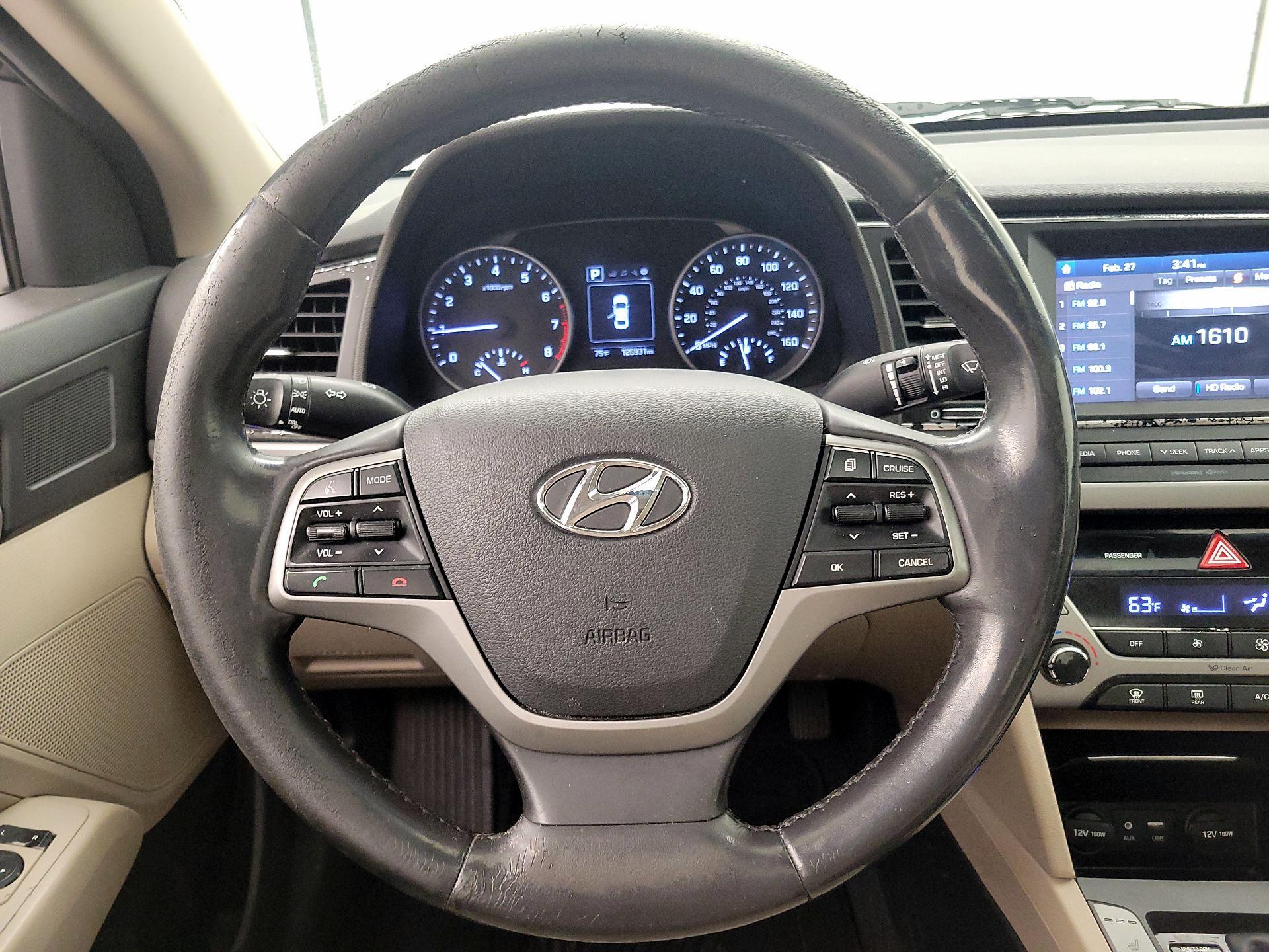 Thumbnail: 2017 Hyundai Elantra - 10