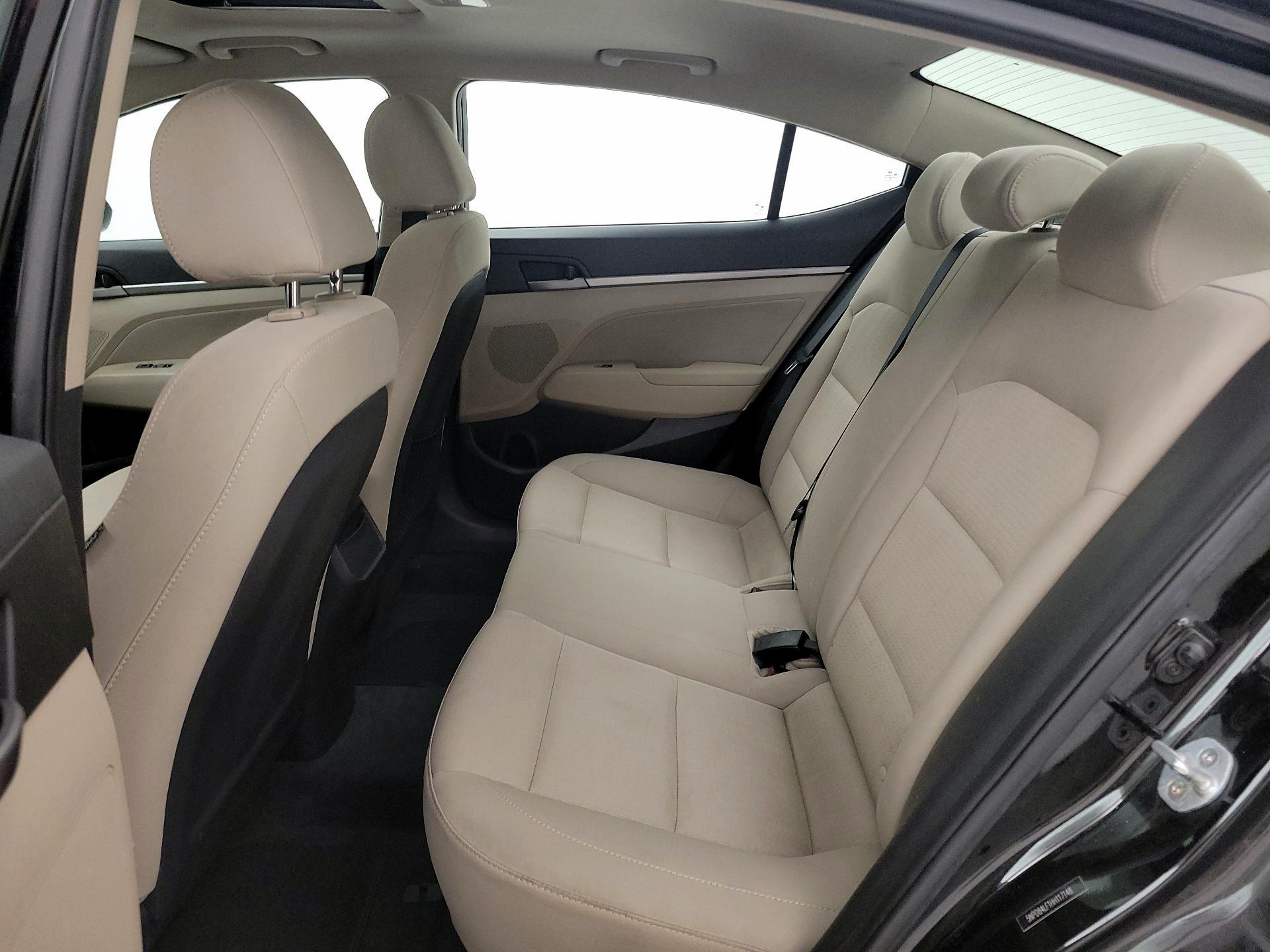 Thumbnail: 2017 Hyundai Elantra - 20