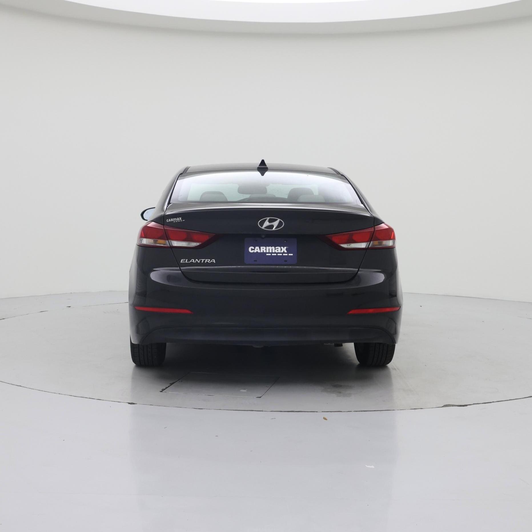 Thumbnail: 2017 Hyundai Elantra - 6