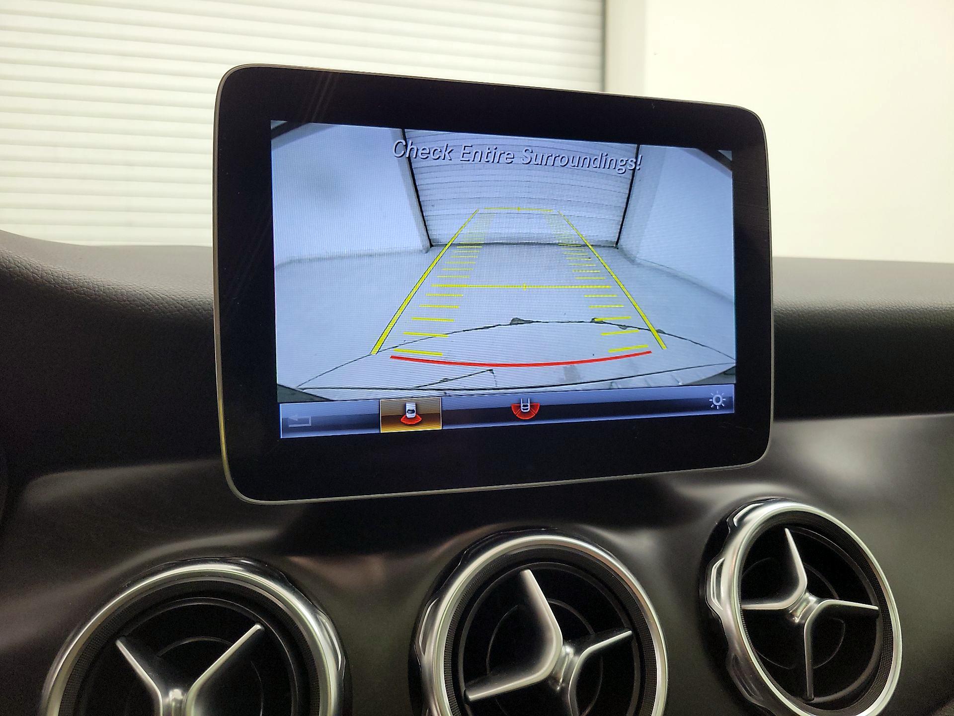 Thumbnail: 2019 Mercedes-Benz GLA - 14