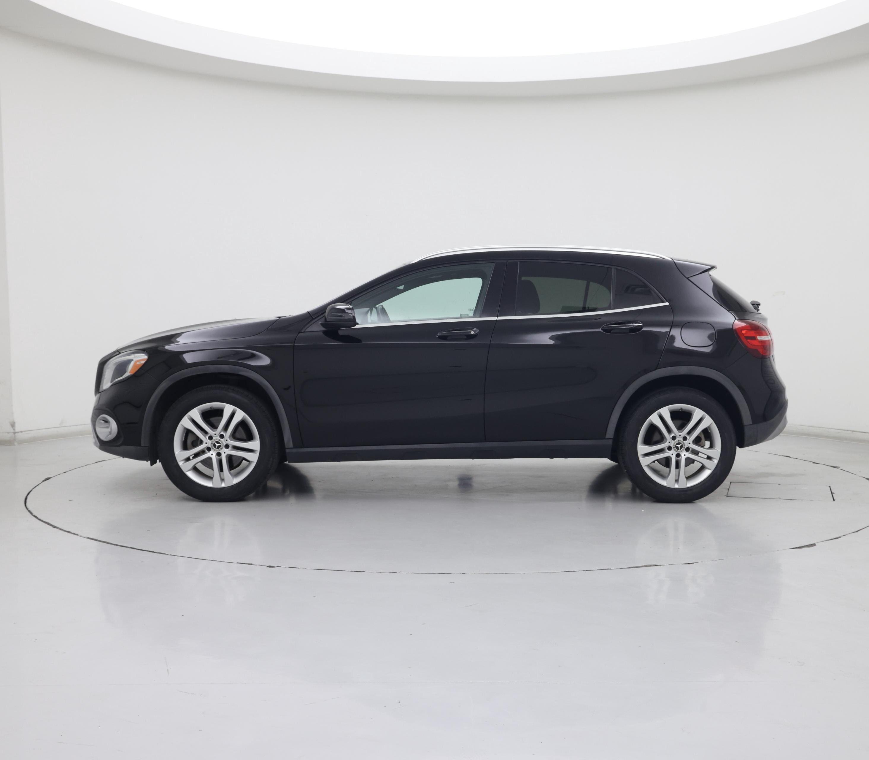 Thumbnail: 2019 Mercedes-Benz GLA - 3