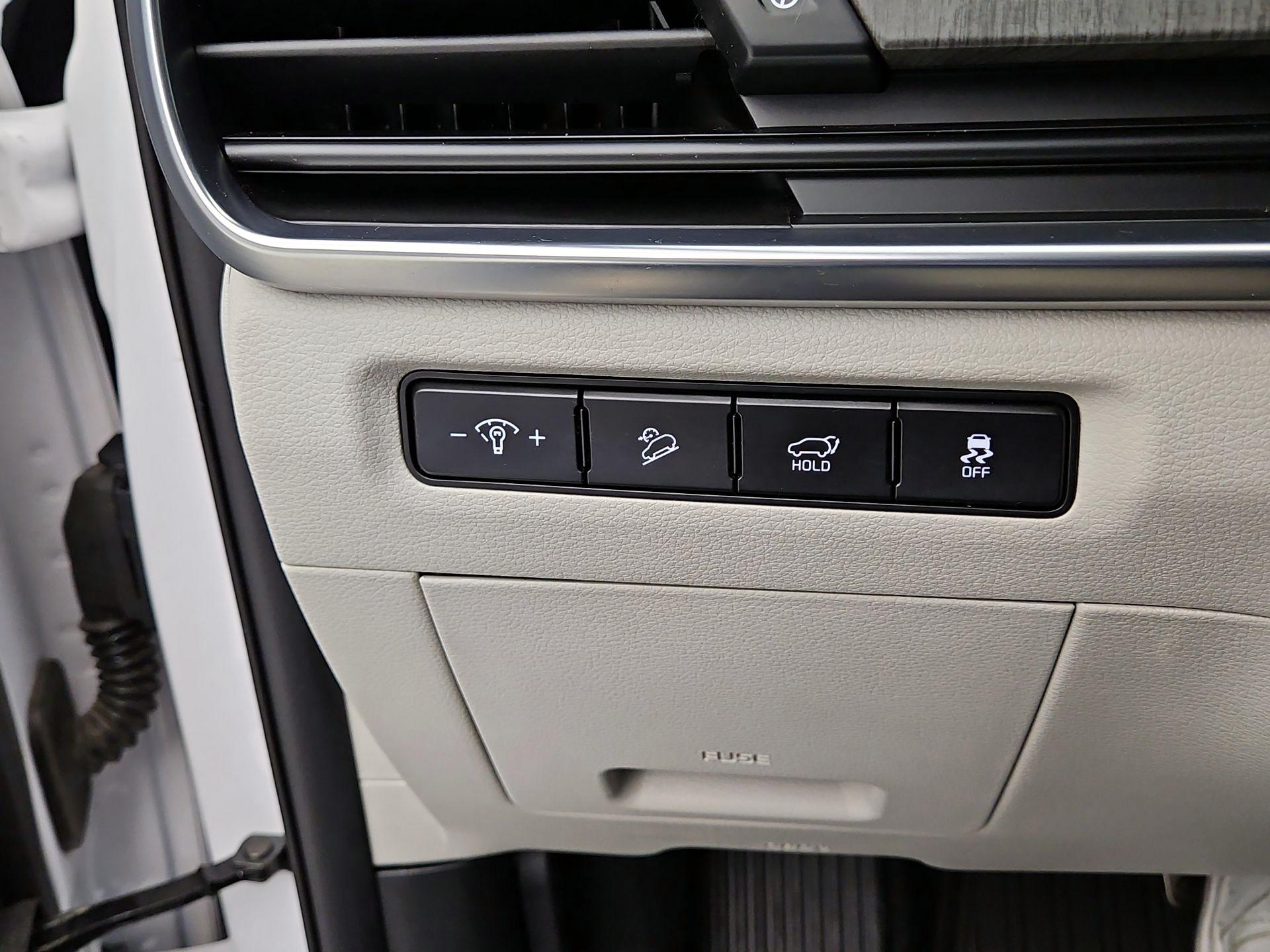 Thumbnail: 2023 Kia Telluride - 13