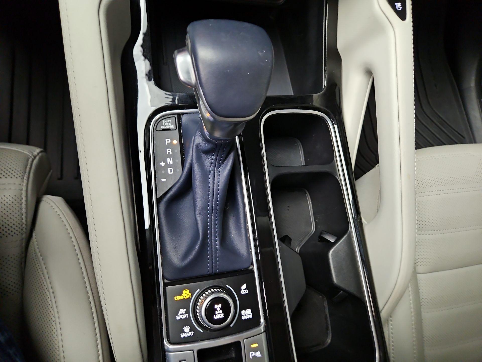 Thumbnail: 2023 Kia Telluride - 18