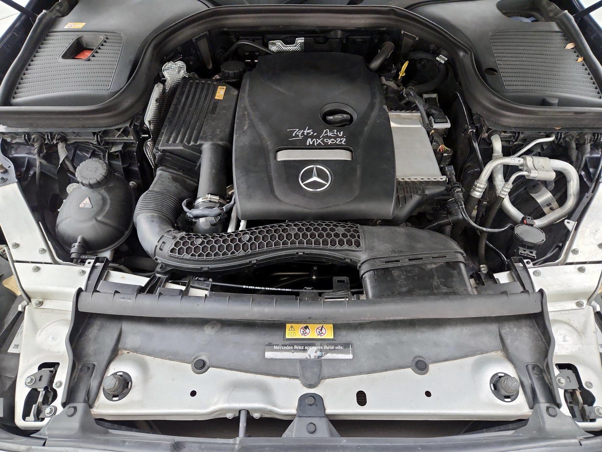 Thumbnail: 2016 Mercedes-Benz GLC - 17