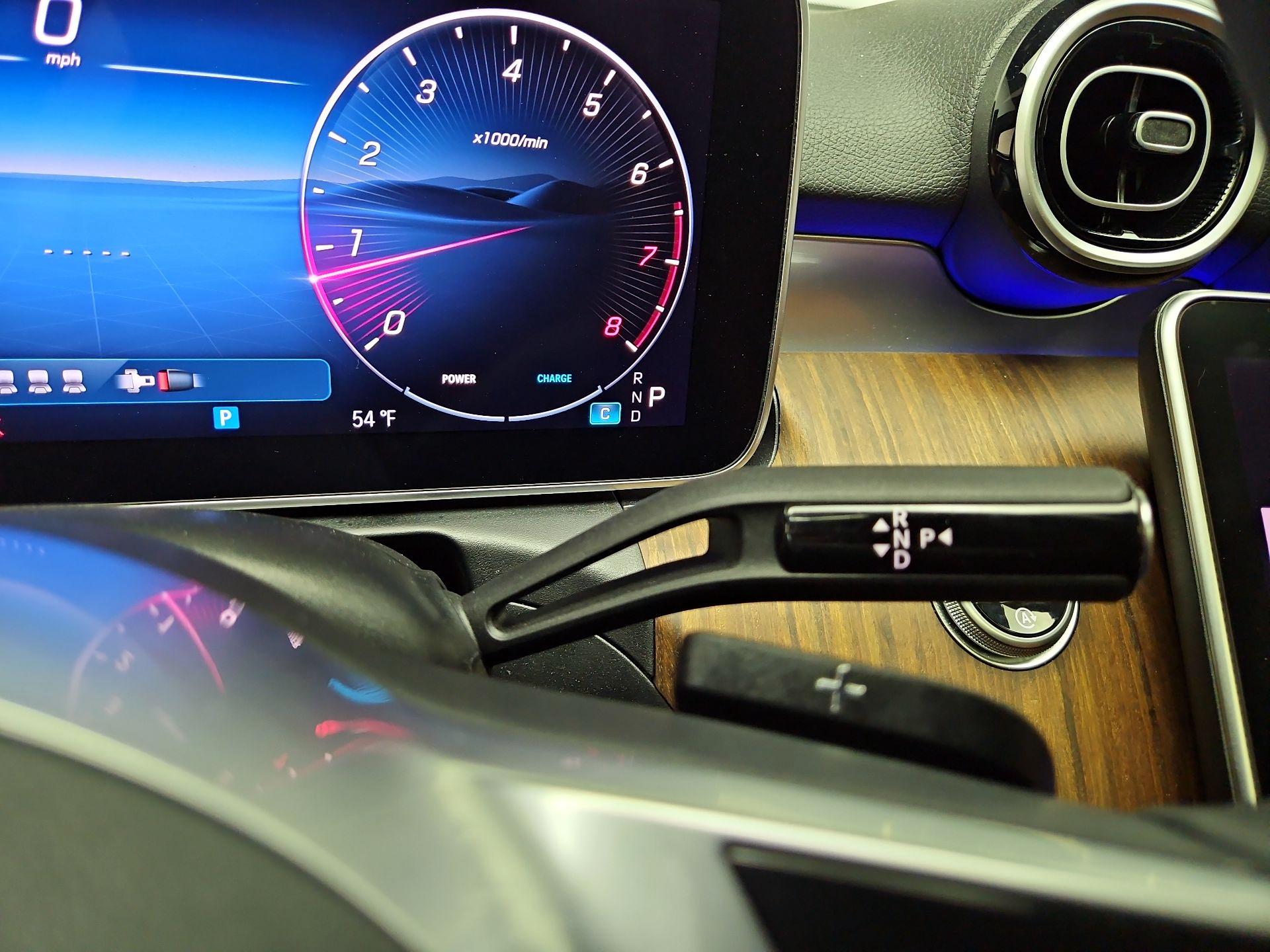 Thumbnail: 2025 Mercedes-Benz C-Class - 17