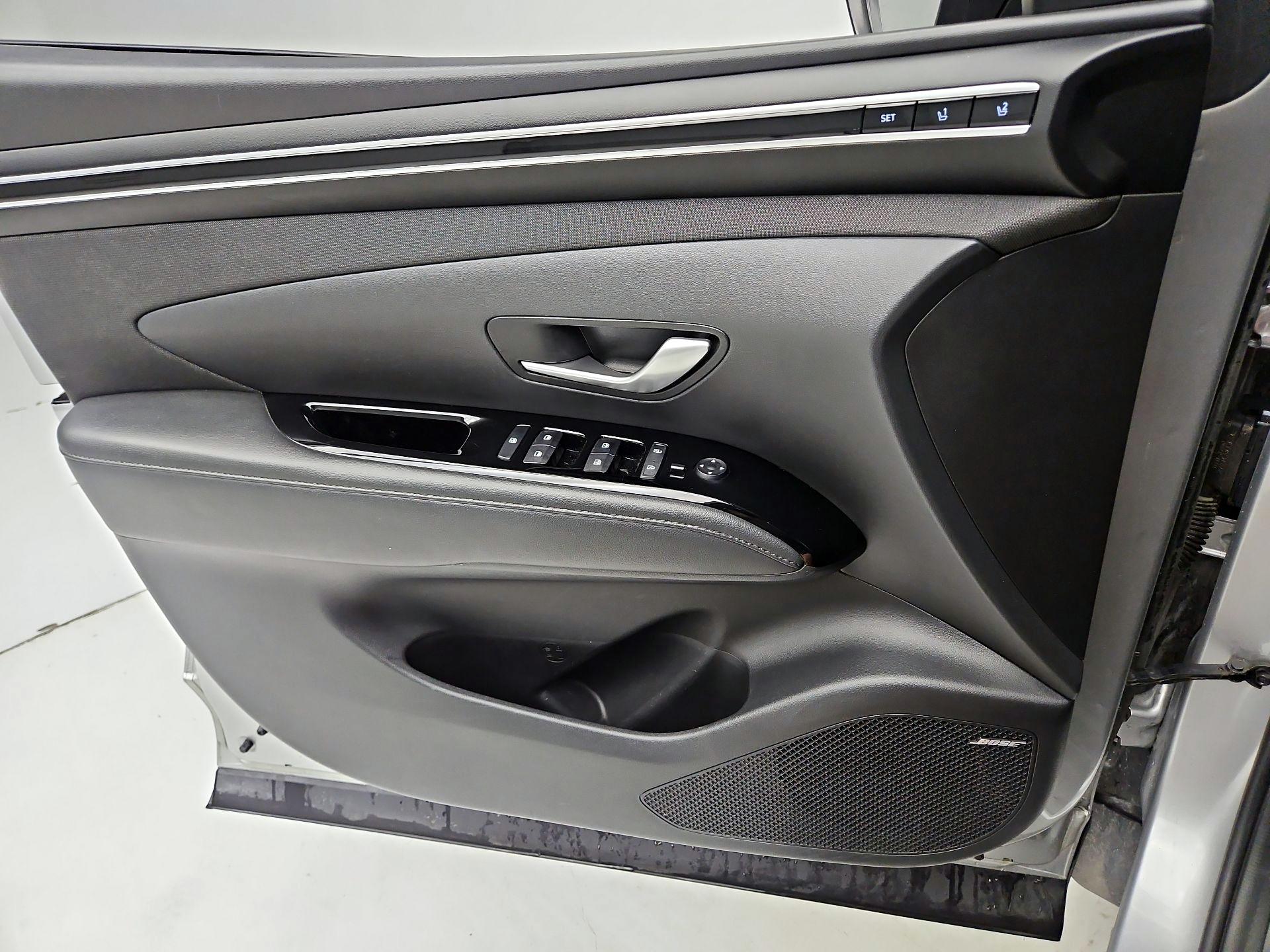 Thumbnail: 2022 Hyundai Tucson - 12