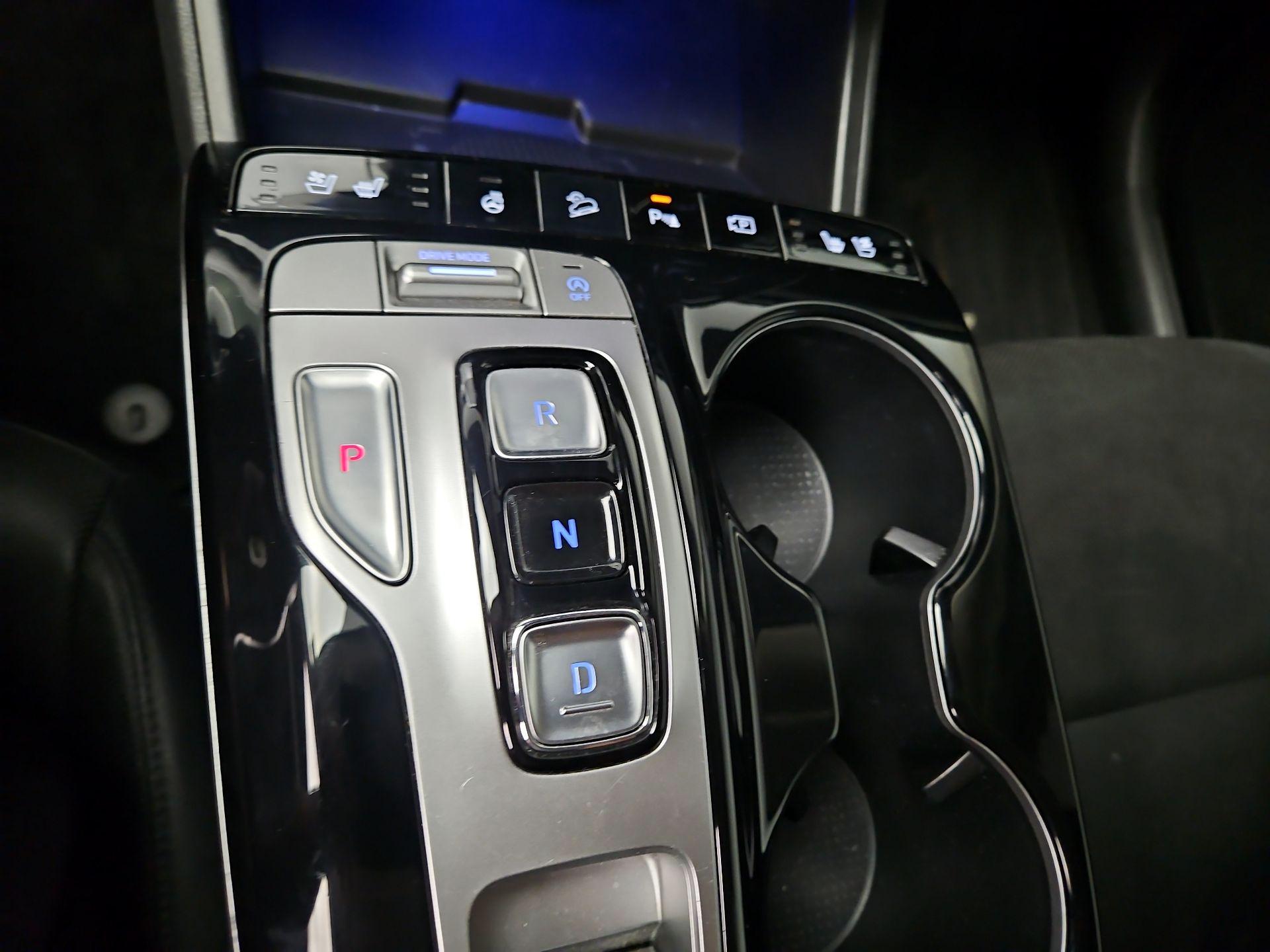 Thumbnail: 2022 Hyundai Tucson - 18