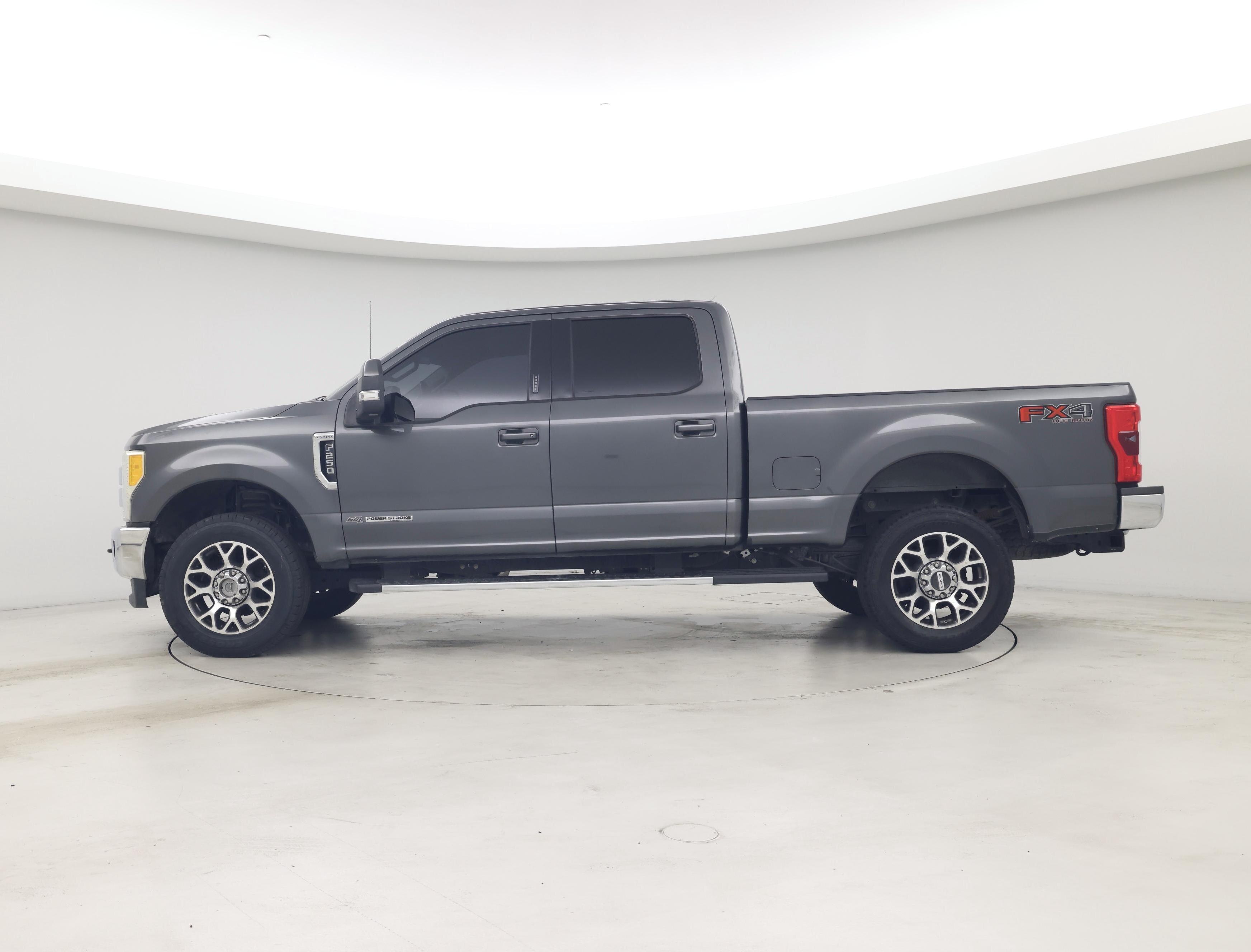 Thumbnail: 2017 Ford F-250 - 3