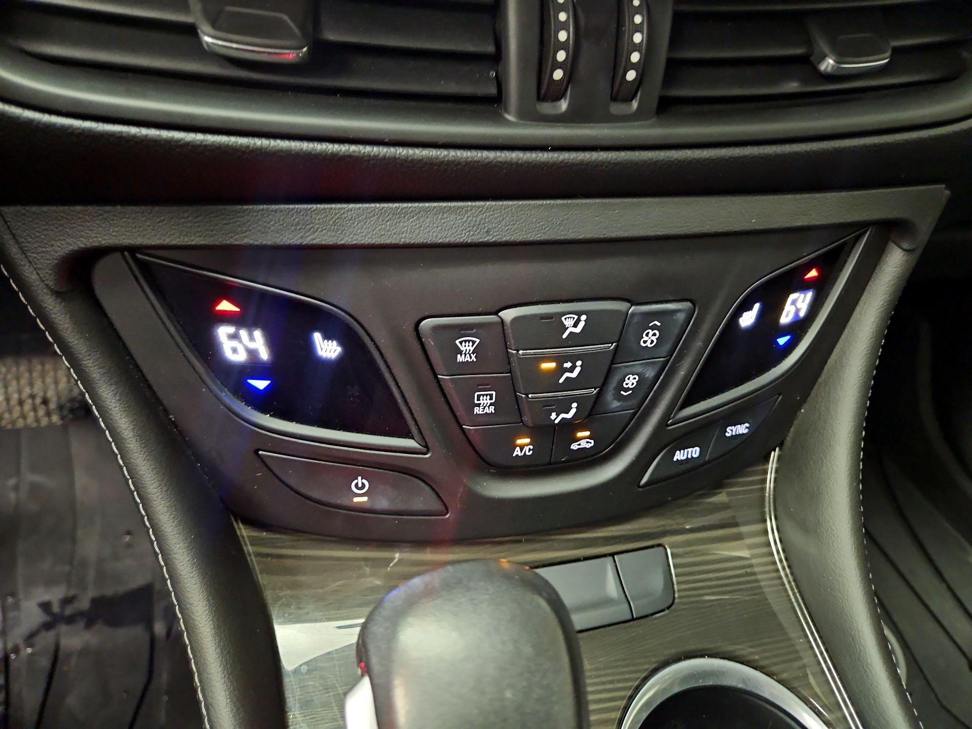 Thumbnail: 2020 Buick Envision - 16