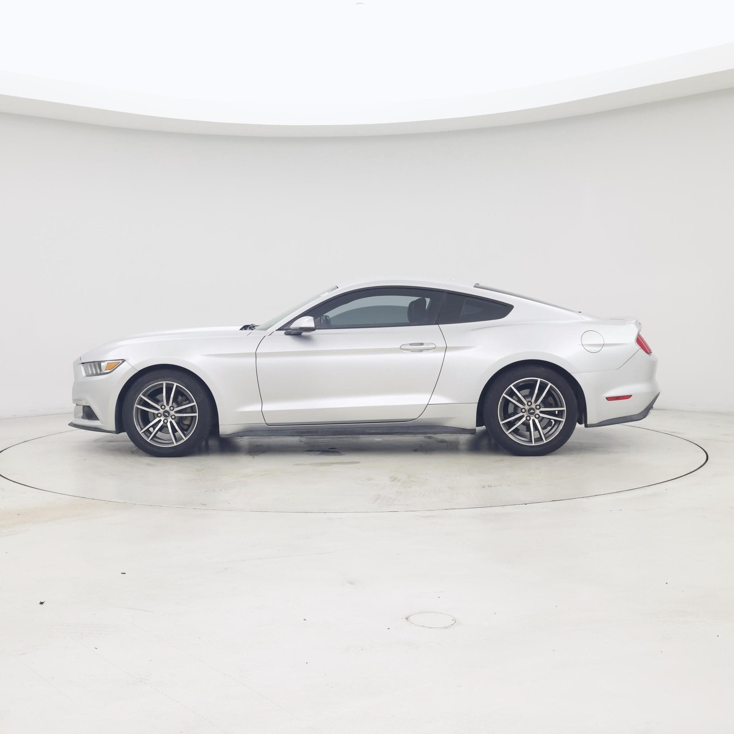 Thumbnail: 2015 Ford Mustang - 3