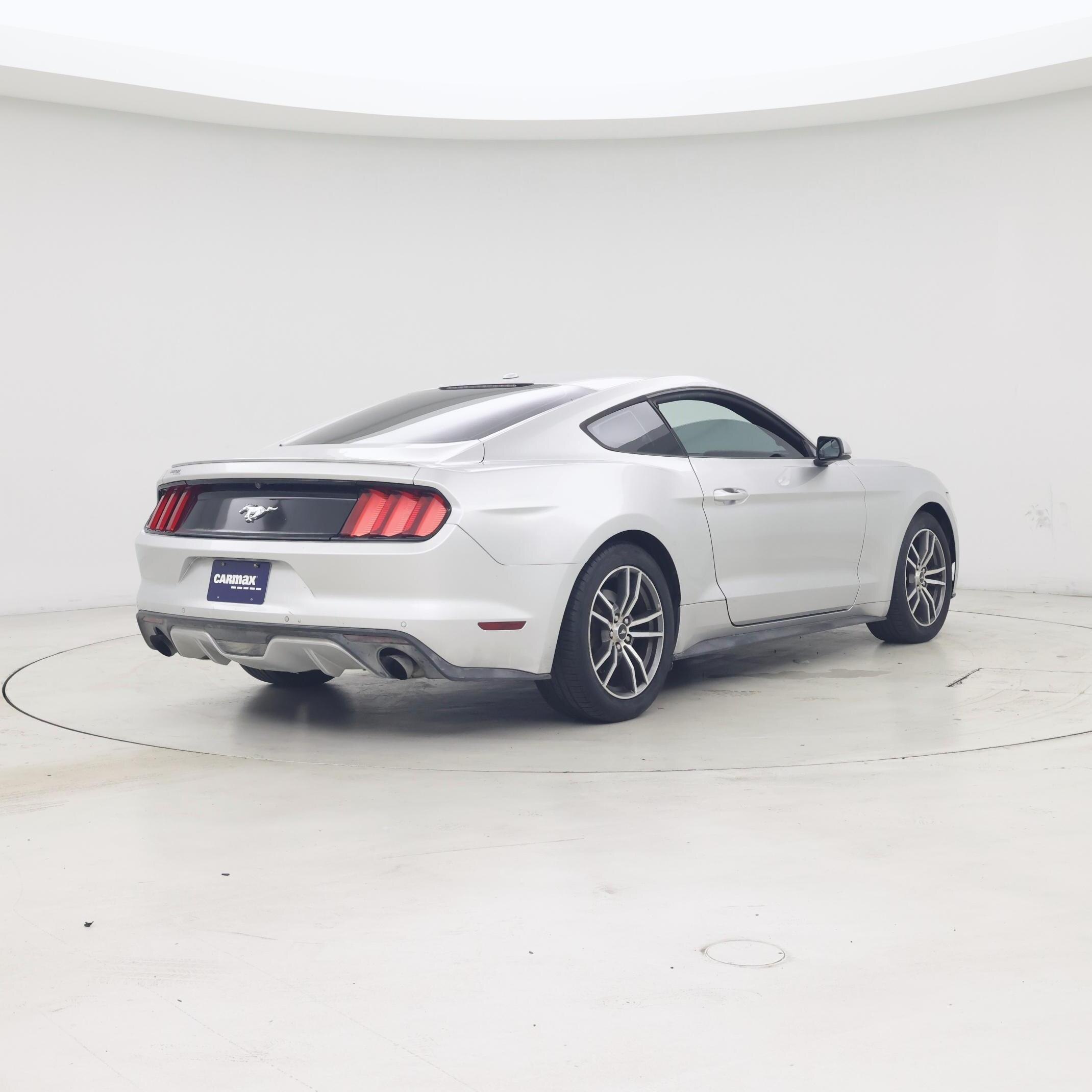 Thumbnail: 2015 Ford Mustang - 8