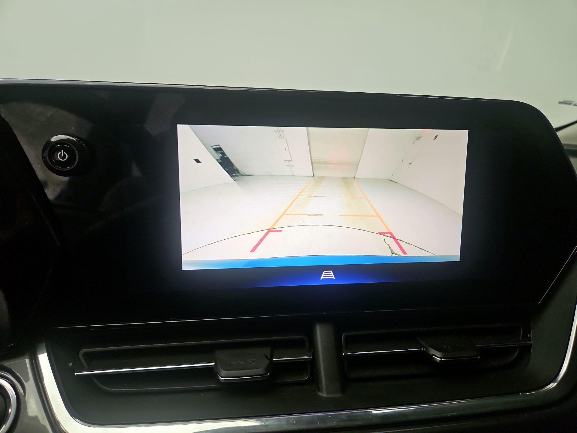 Thumbnail: 2025 Chevrolet Trax - 14