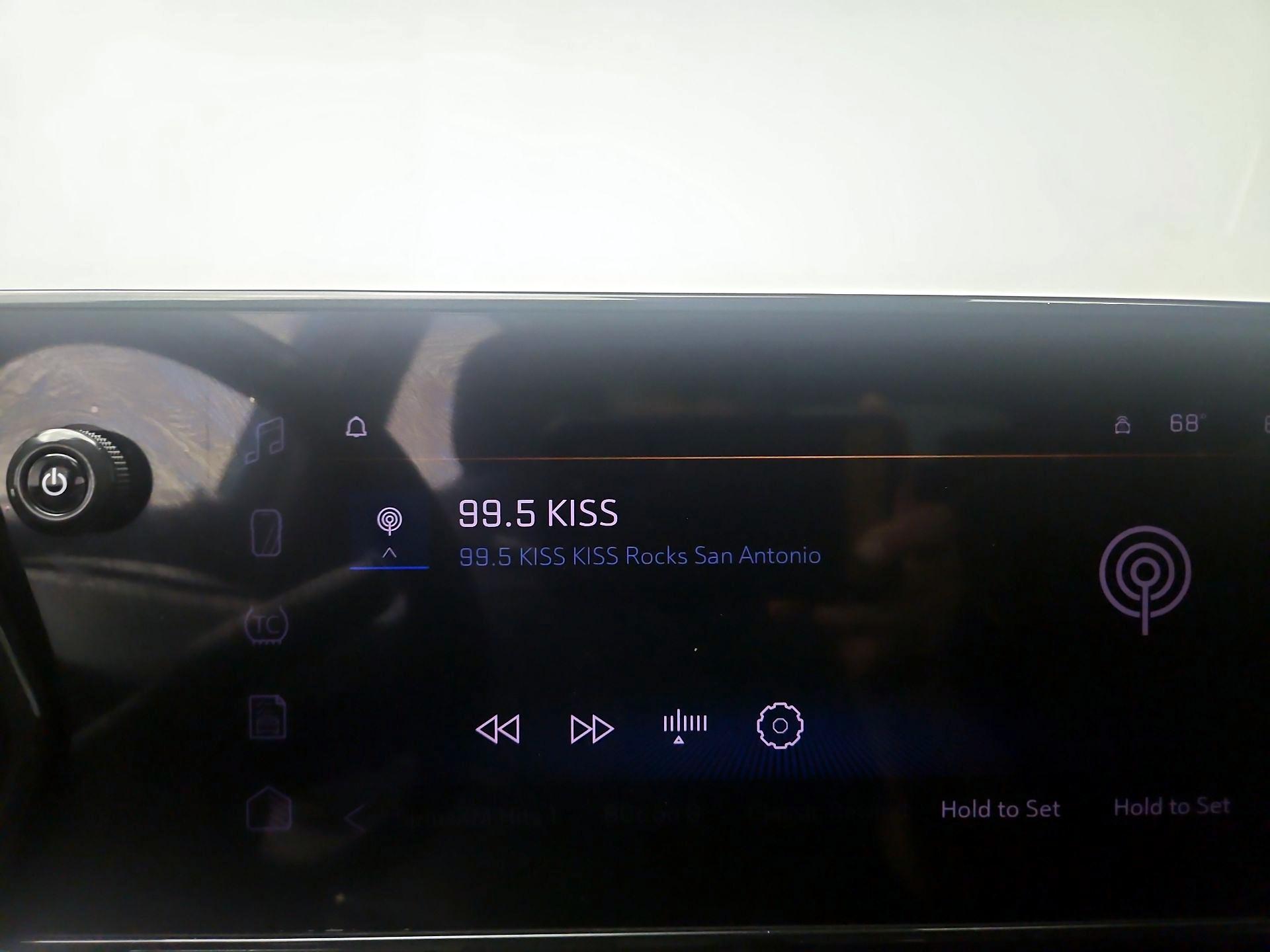 Thumbnail: 2025 Chevrolet Trax - 15