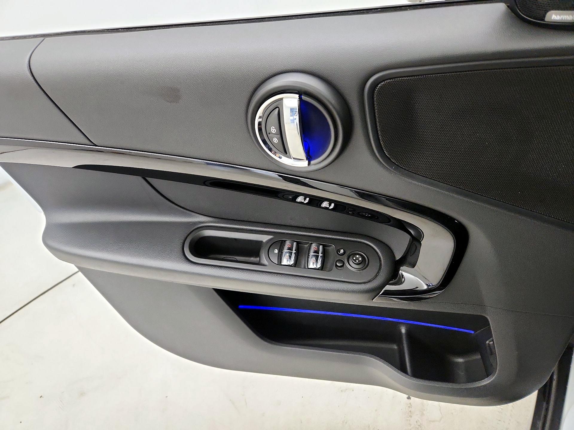 Thumbnail: 2019 MINI Cooper Countryman - 12