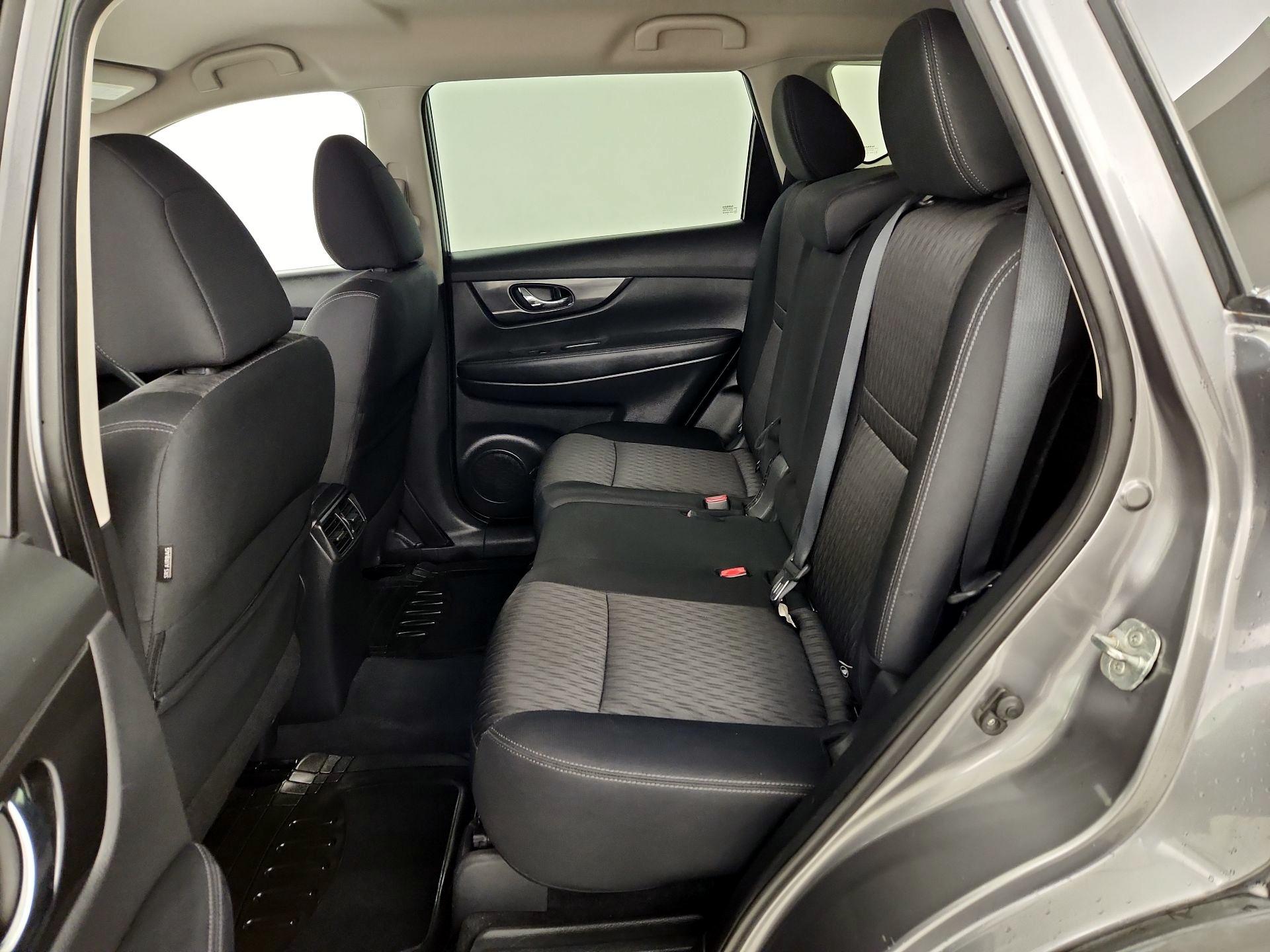 Thumbnail: 2019 Nissan Rogue - 19