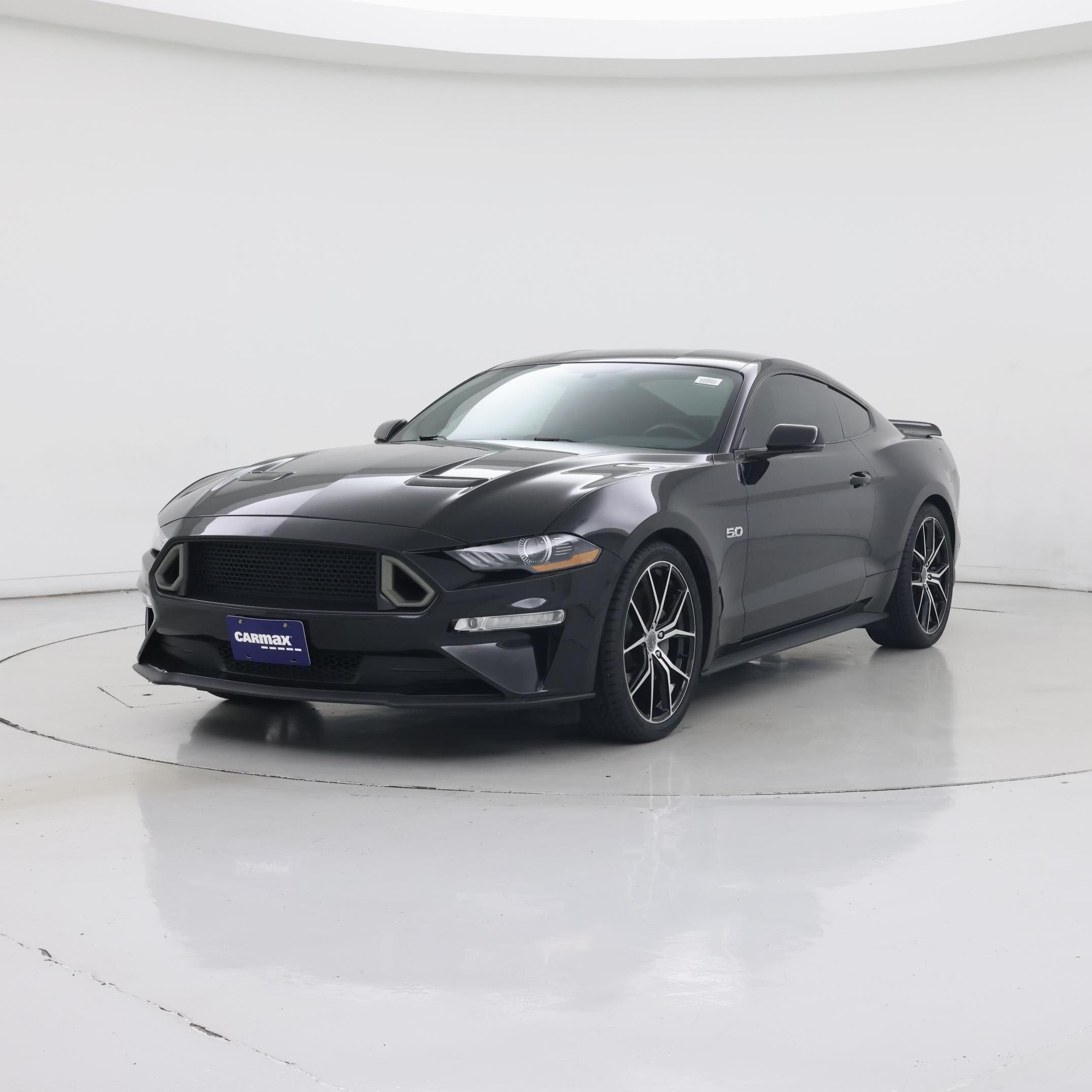 Thumbnail: 2019 Ford Mustang - 4