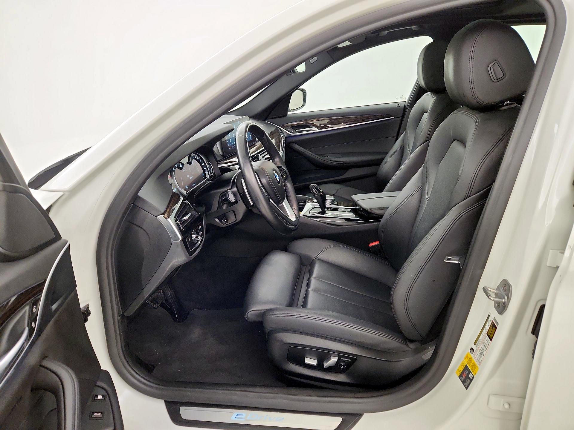 Thumbnail: 2018 BMW 5 Series - 11