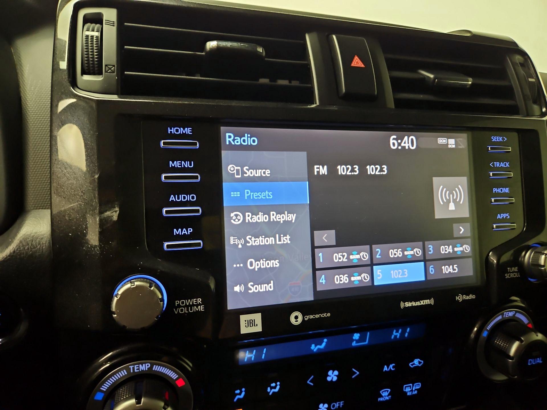 Thumbnail: 2022 Toyota 4Runner - 16