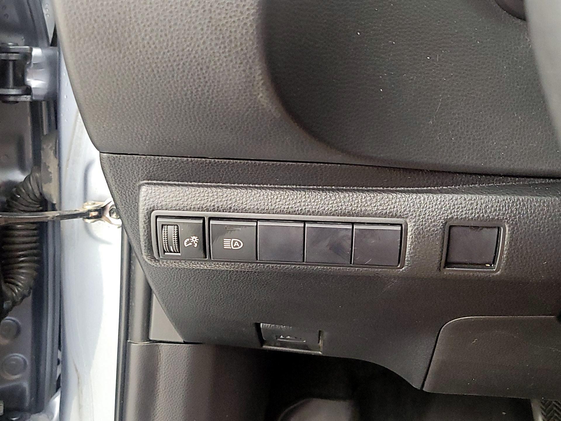 Thumbnail: 2021 Toyota Corolla - 13