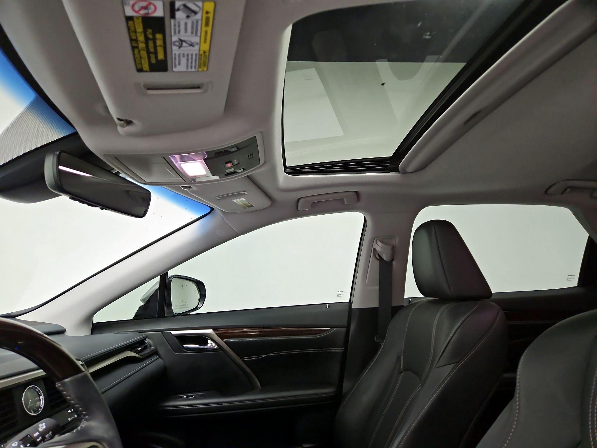 Thumbnail: 2017 Lexus RX - 20