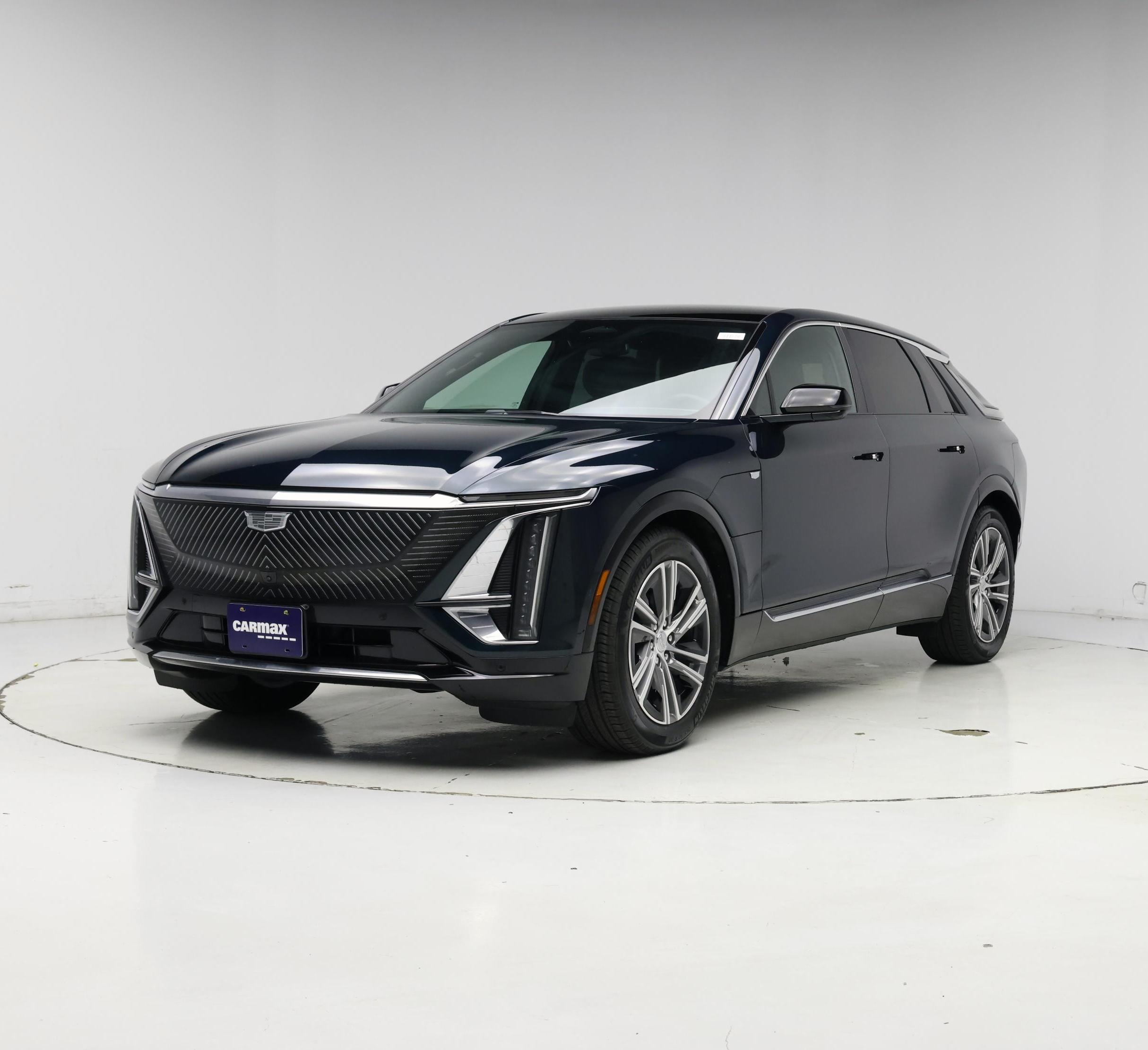 Thumbnail: 2024 Cadillac Lyriq - 4