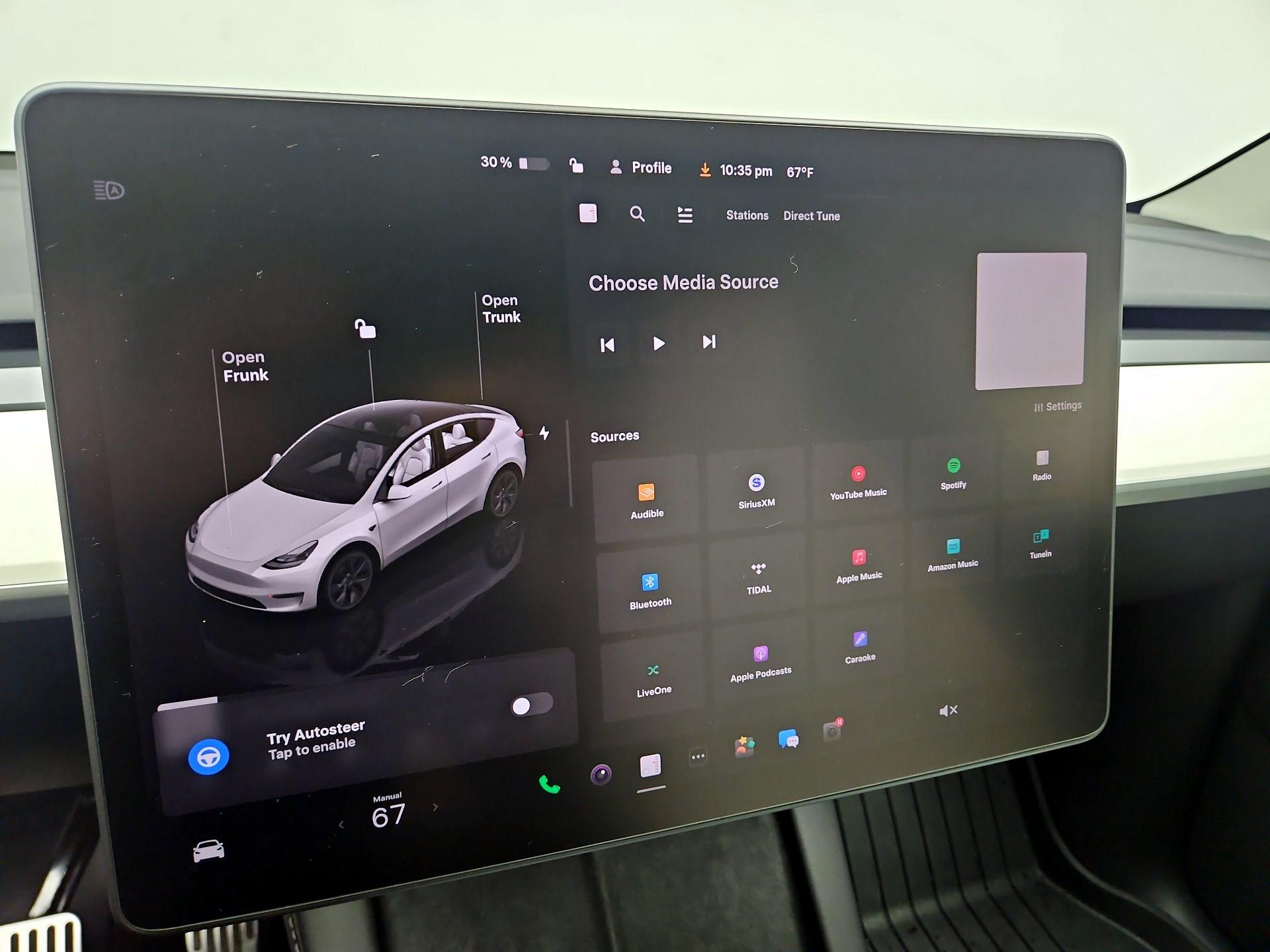 Thumbnail: 2025 Tesla Model Y - 15