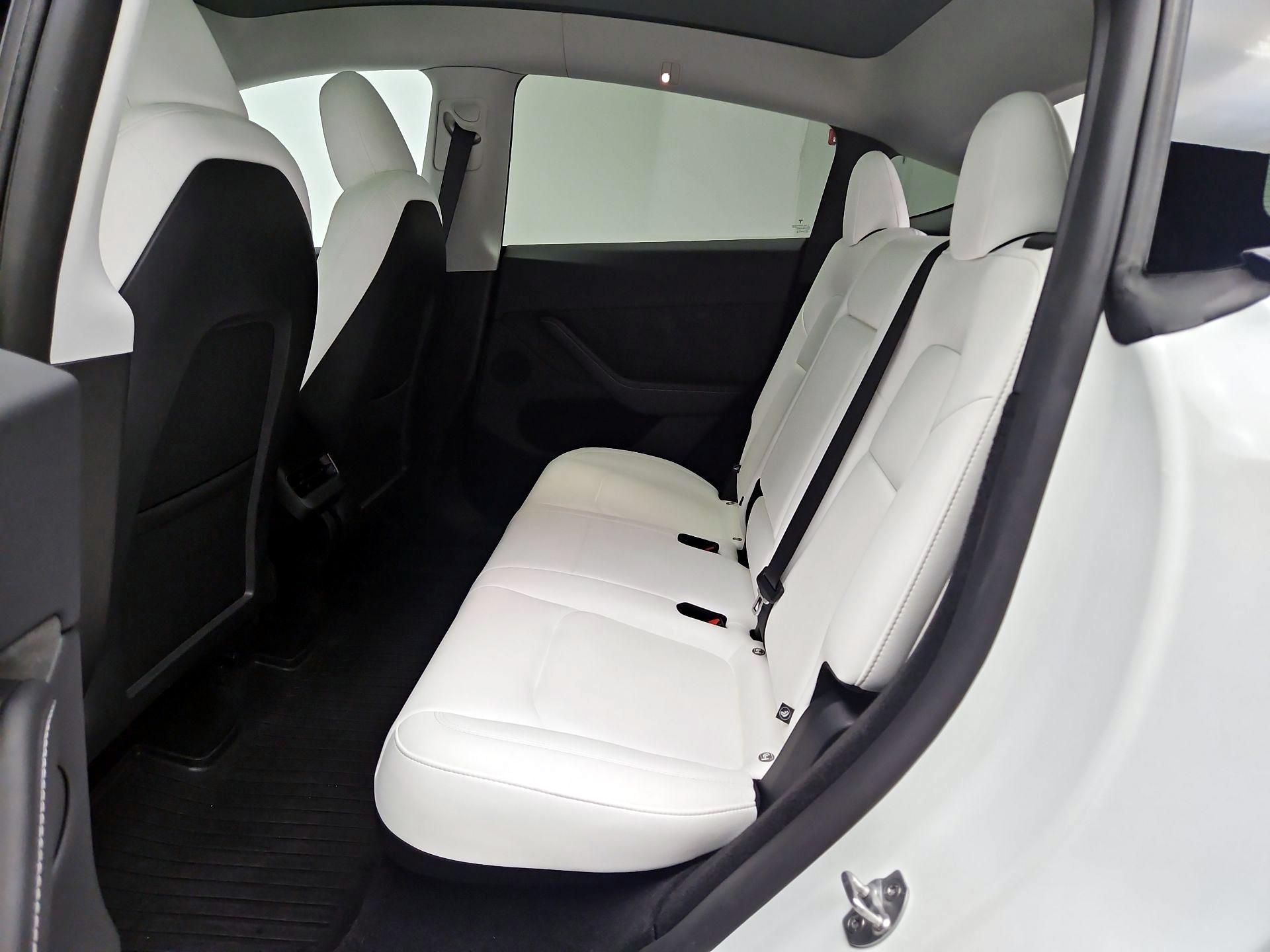 Thumbnail: 2025 Tesla Model Y - 19