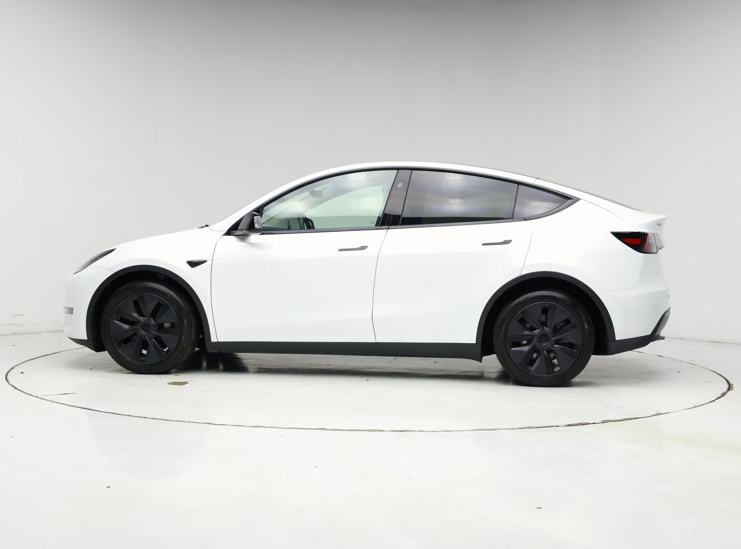 Thumbnail: 2025 Tesla Model Y - 3