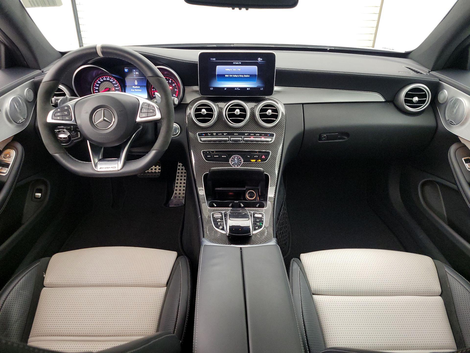 Thumbnail: 2017 Mercedes-Benz C-Class - 9