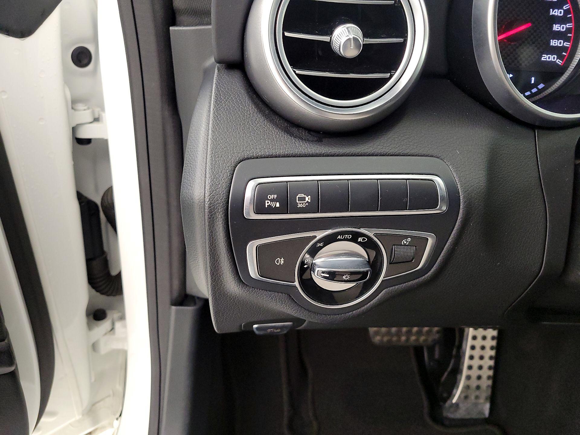 Thumbnail: 2017 Mercedes-Benz C-Class - 13