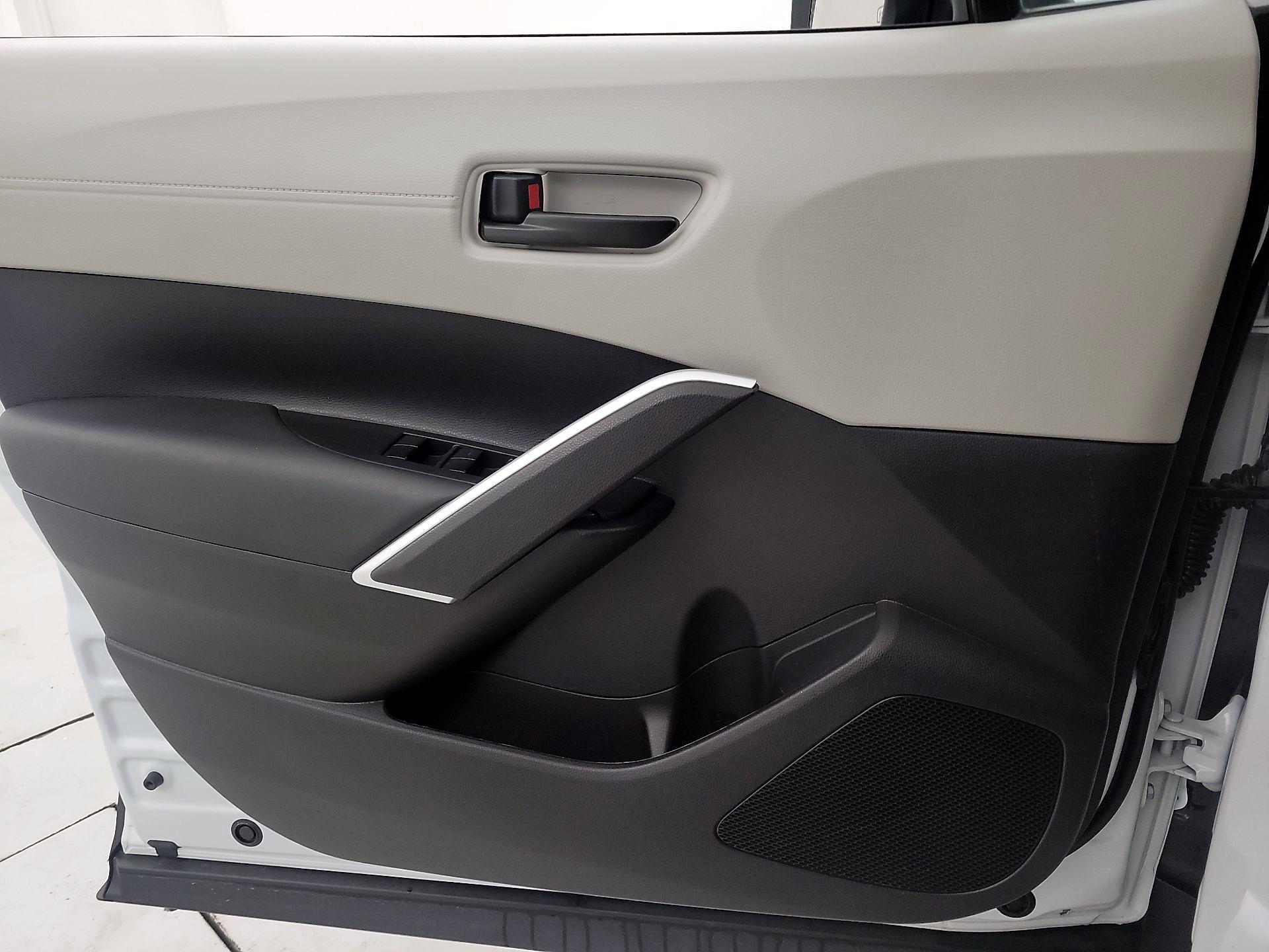 Thumbnail: 2026 Toyota Corolla Cross - 12