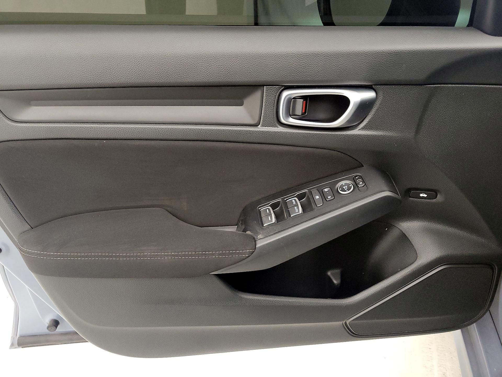 Thumbnail: 2023 Honda Civic - 12