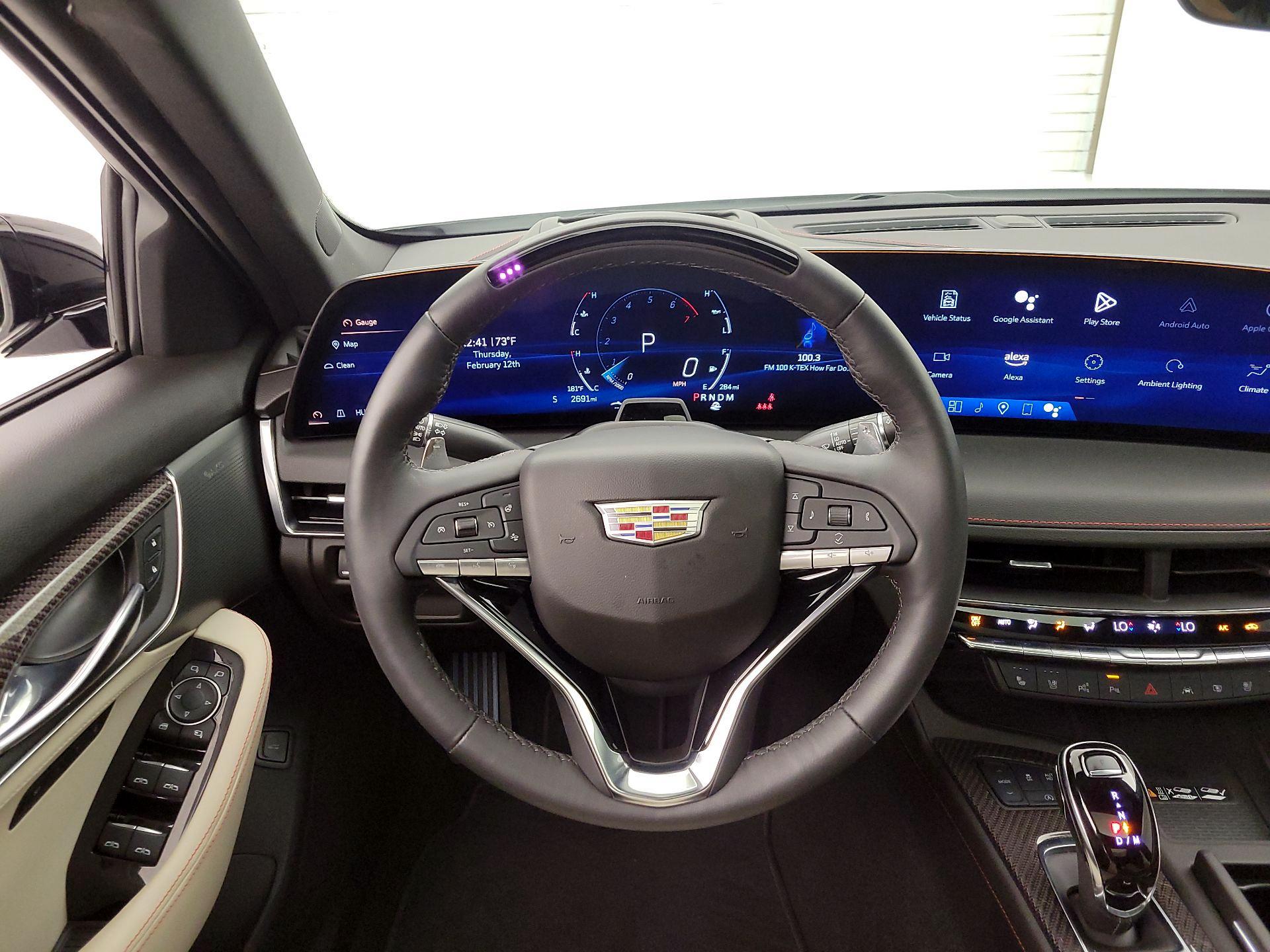 Thumbnail: 2025 Cadillac CT5 - 10