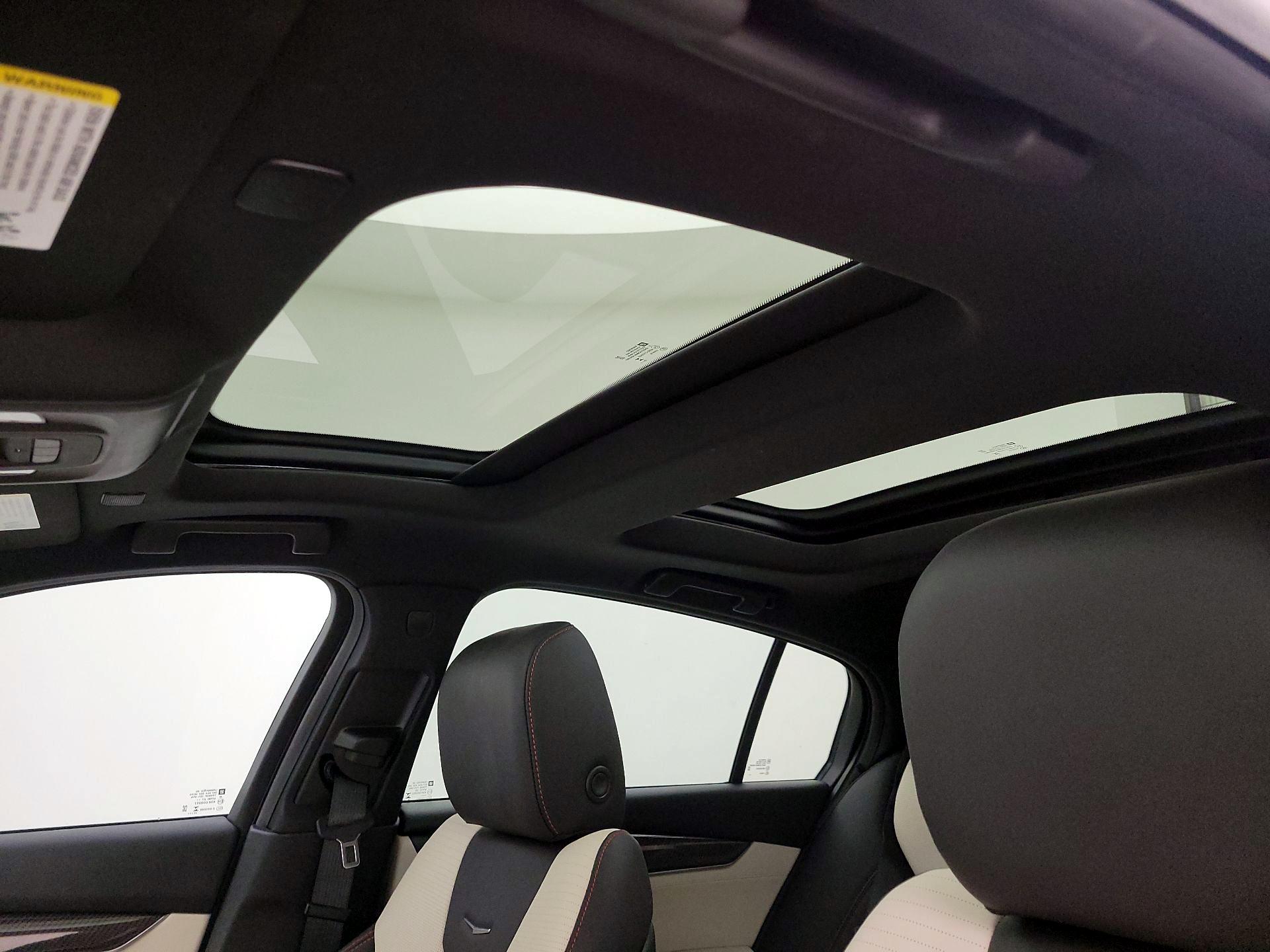 Thumbnail: 2025 Cadillac CT5 - 19