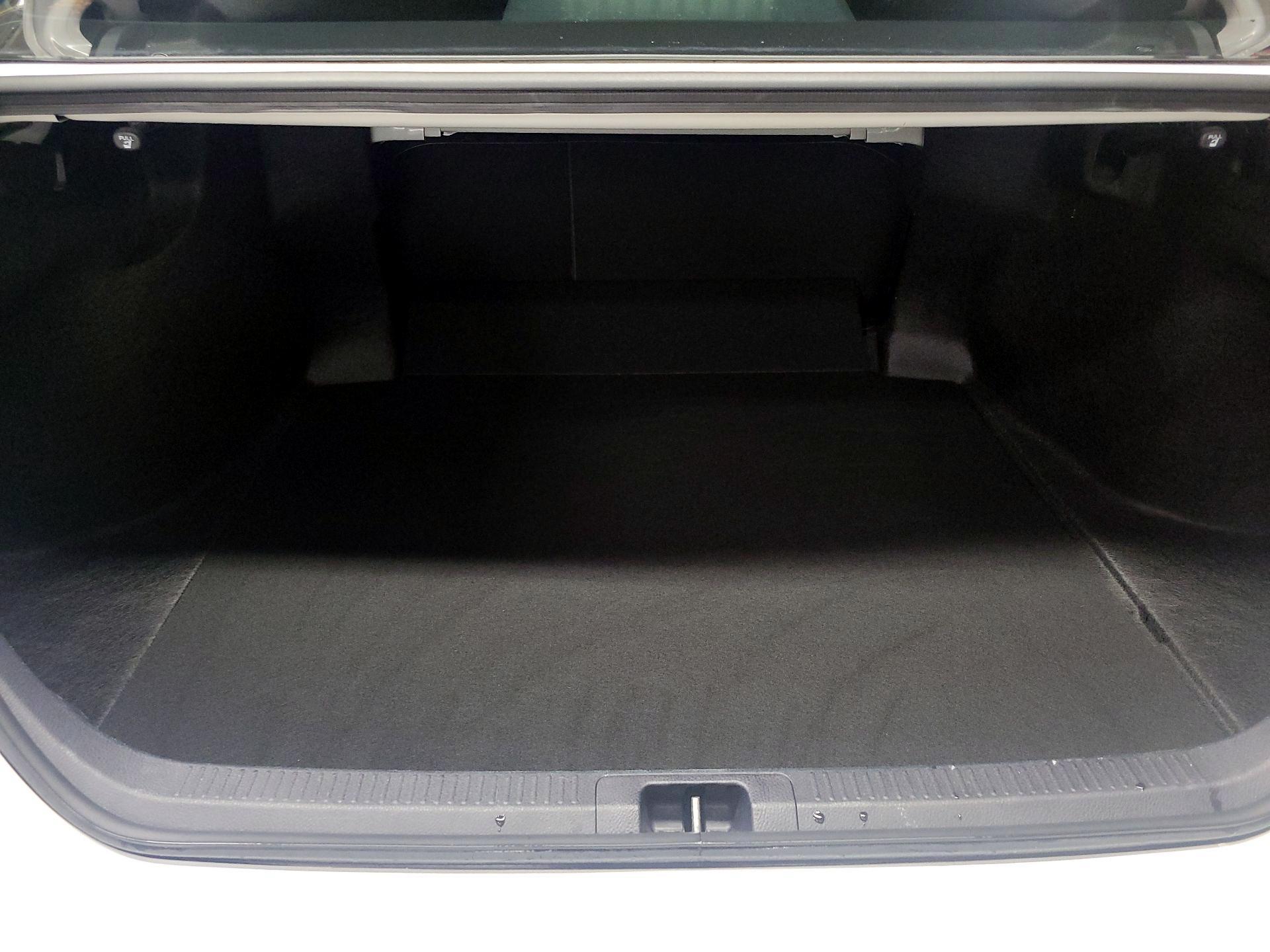 Thumbnail: 2024 Toyota Camry - 18