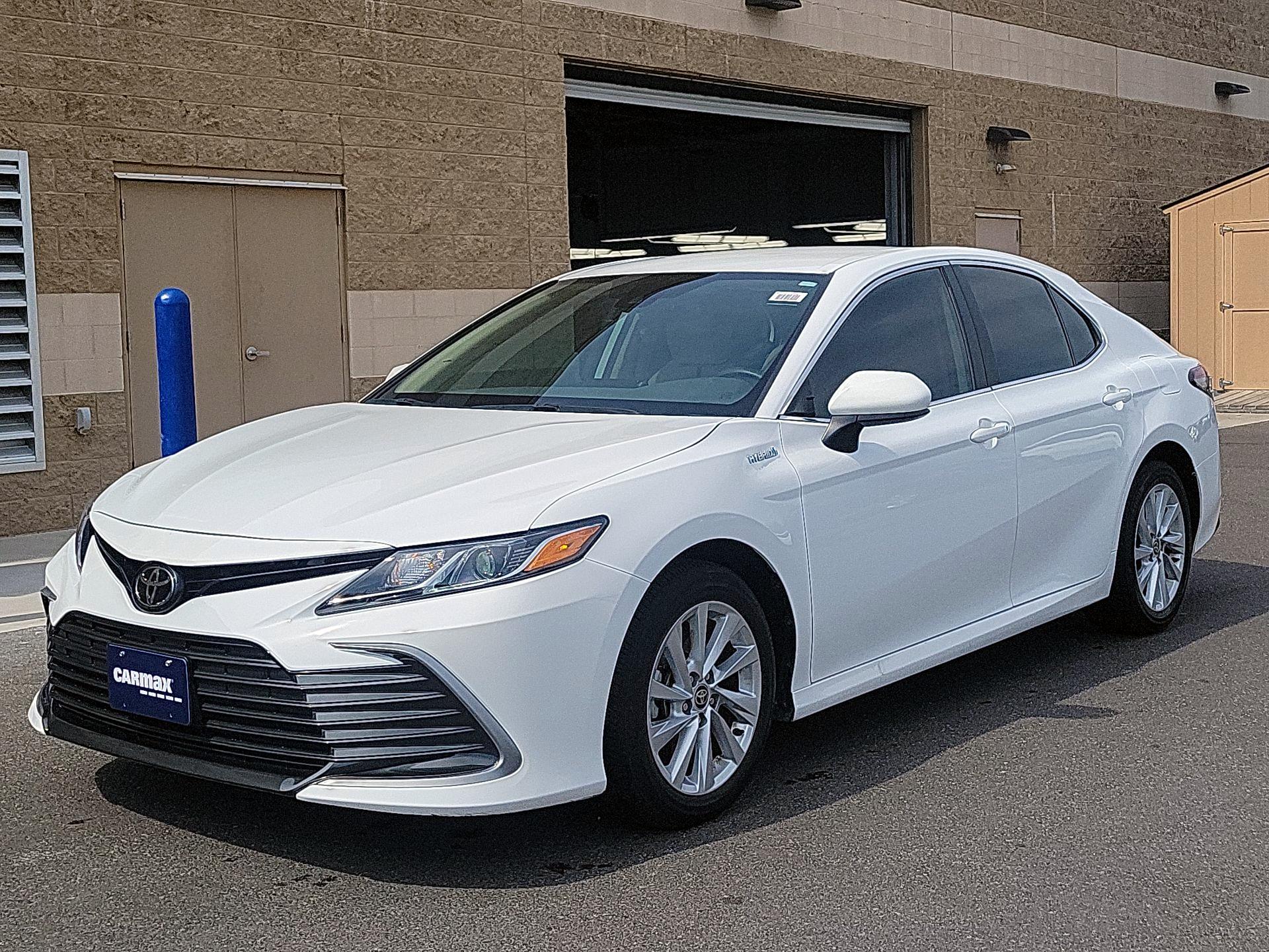 Thumbnail: 2024 Toyota Camry - 3