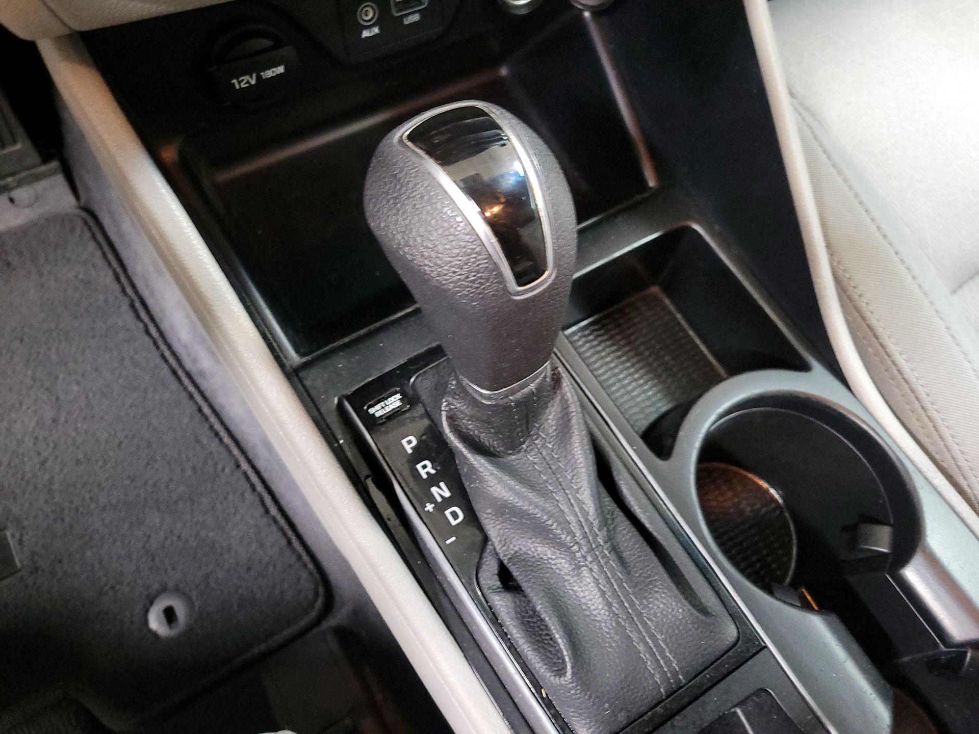 Thumbnail: 2017 Hyundai Tucson - 15