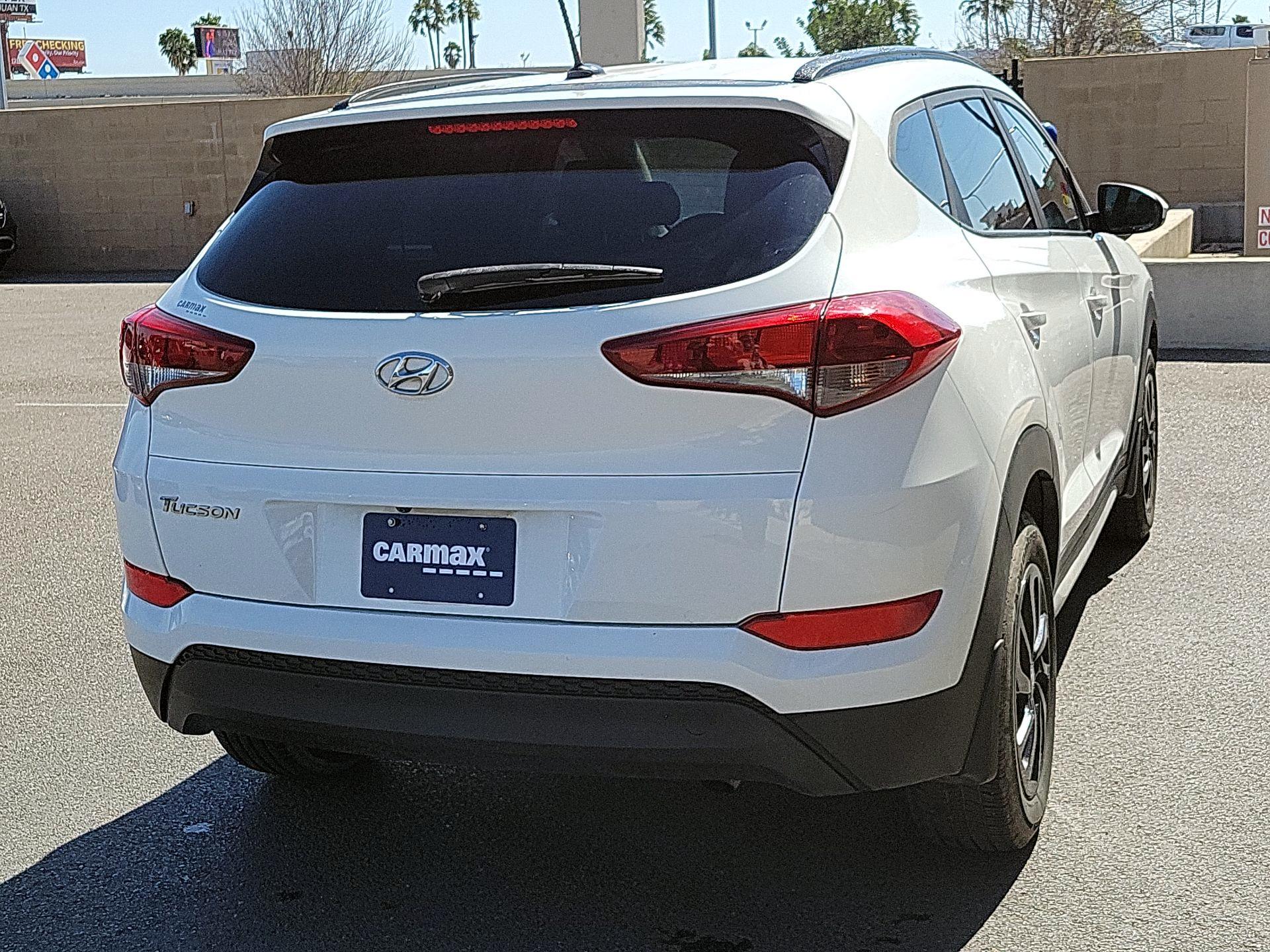 Thumbnail: 2017 Hyundai Tucson - 5