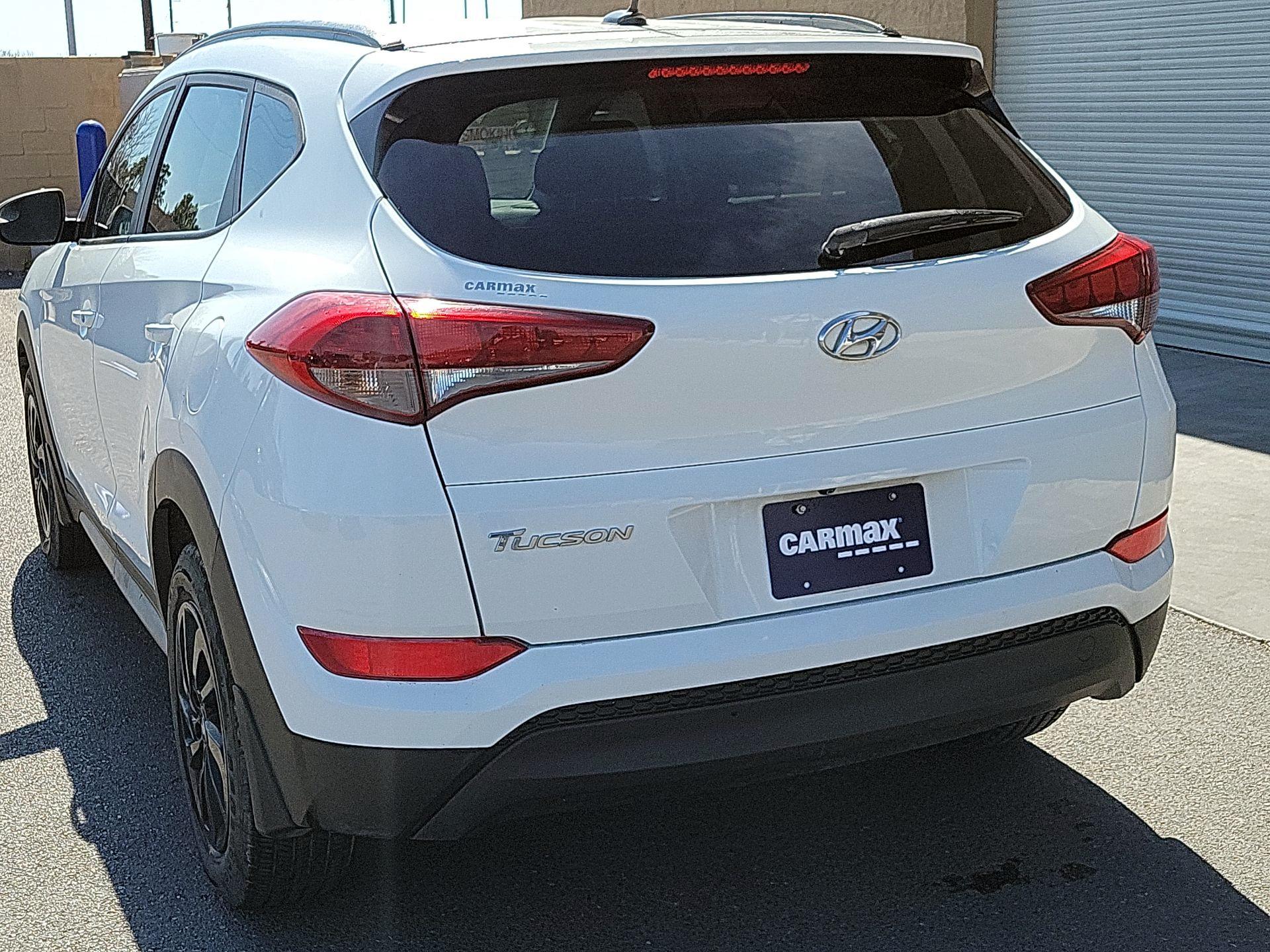 Thumbnail: 2017 Hyundai Tucson - 7