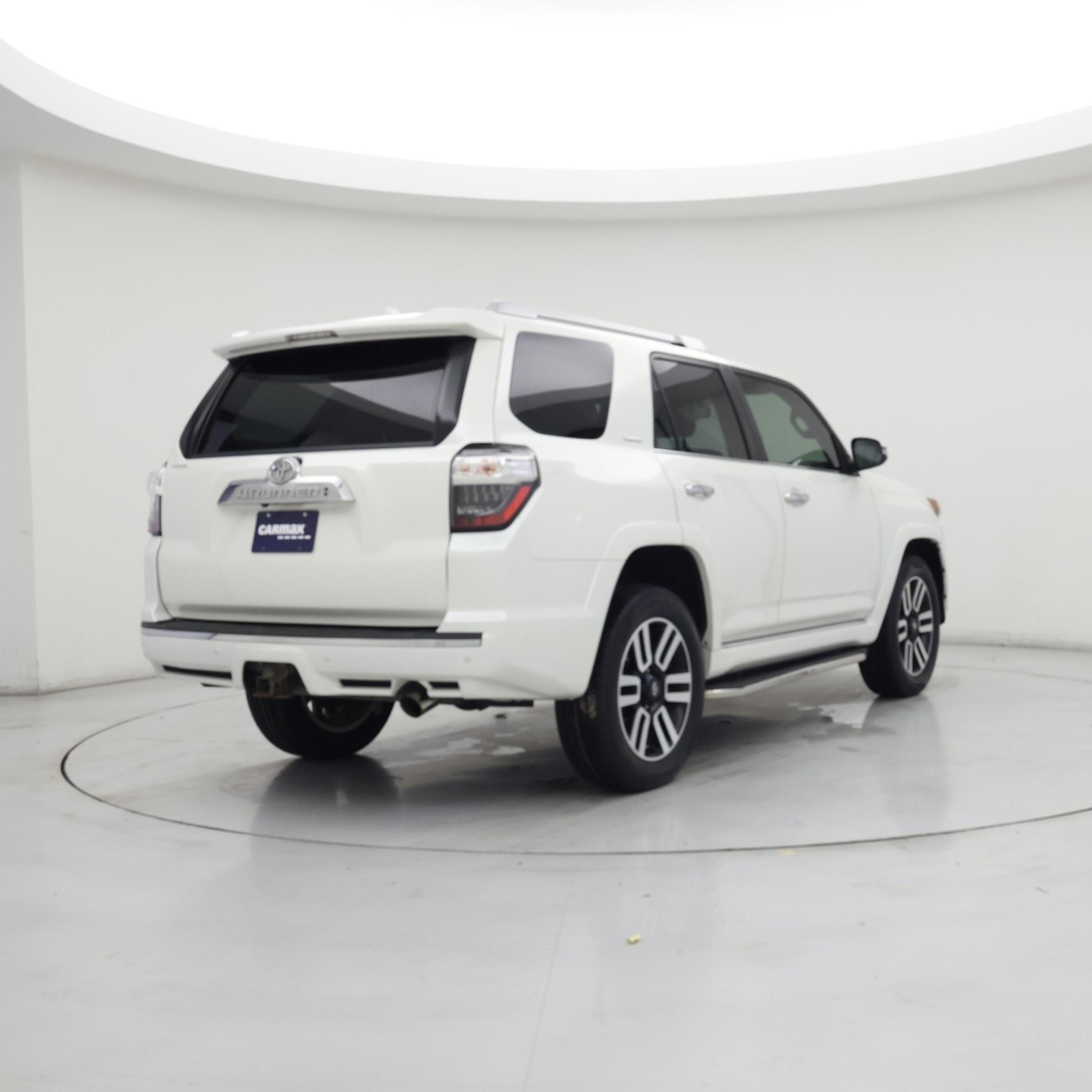 Thumbnail: 2017 Toyota 4Runner - 8