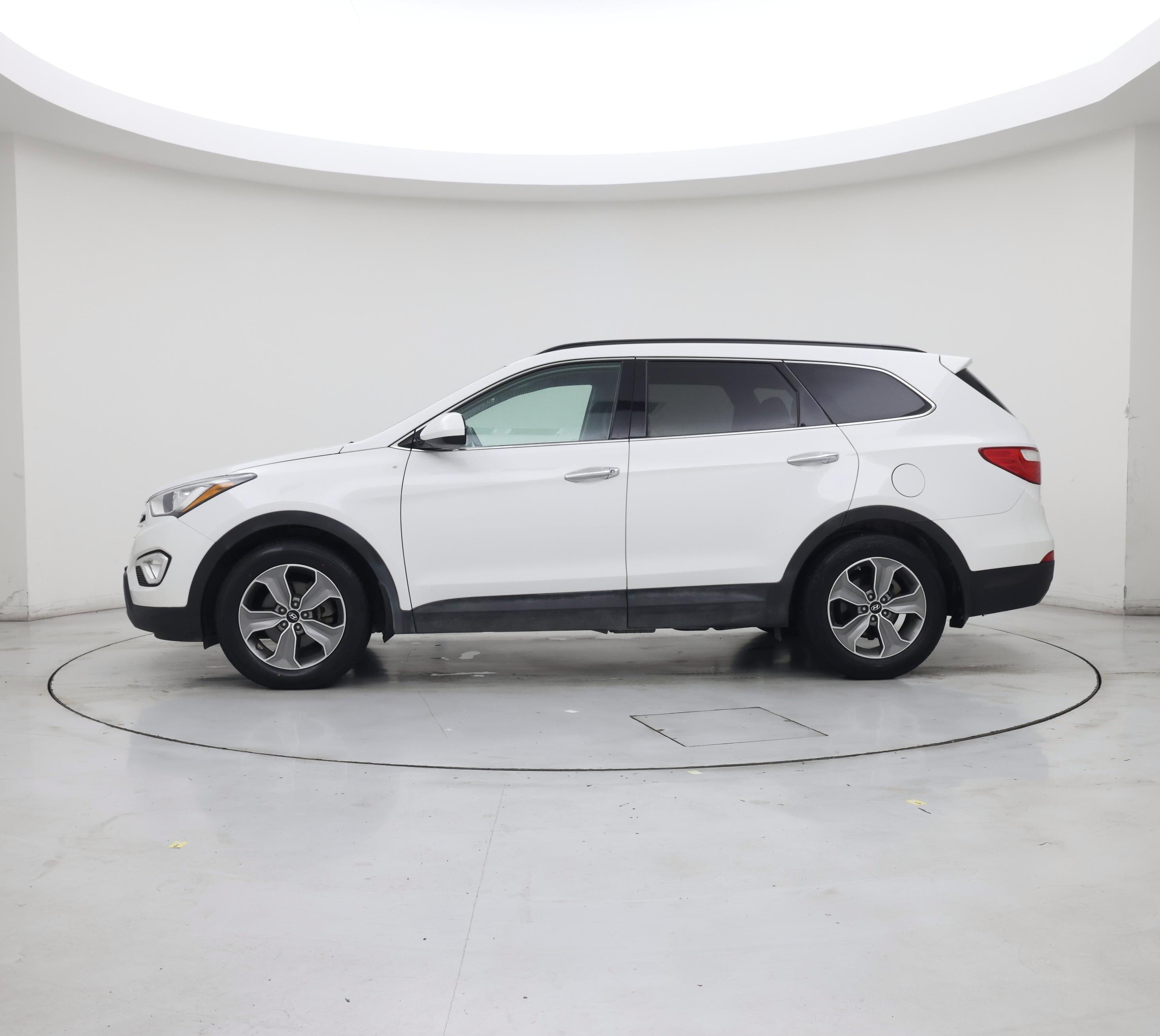 Thumbnail: 2014 Hyundai Santa Fe - 3