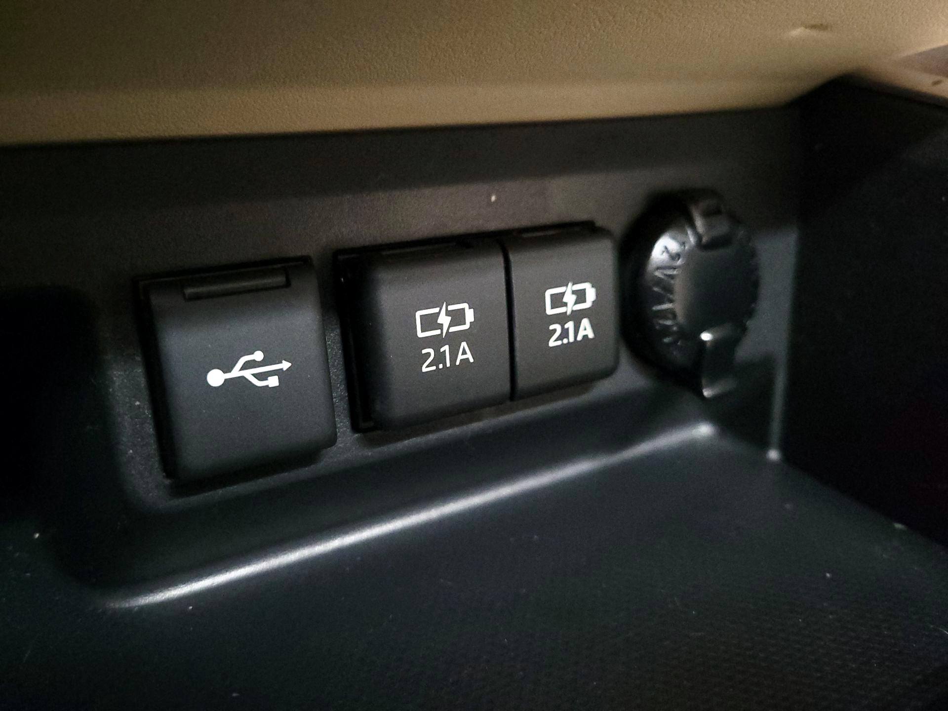 Thumbnail: 2020 Toyota Highlander - 16