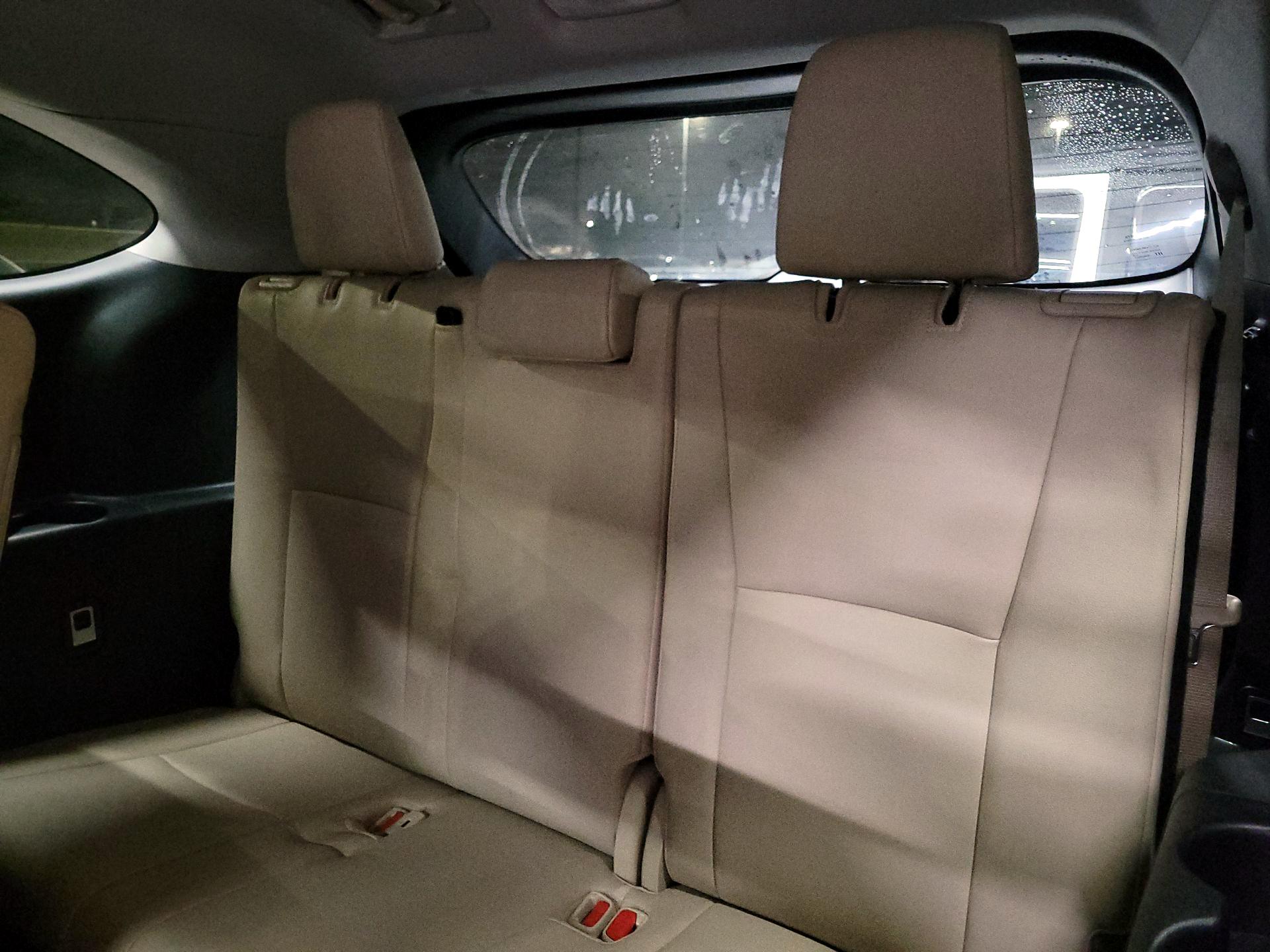 Thumbnail: 2020 Toyota Highlander - 19