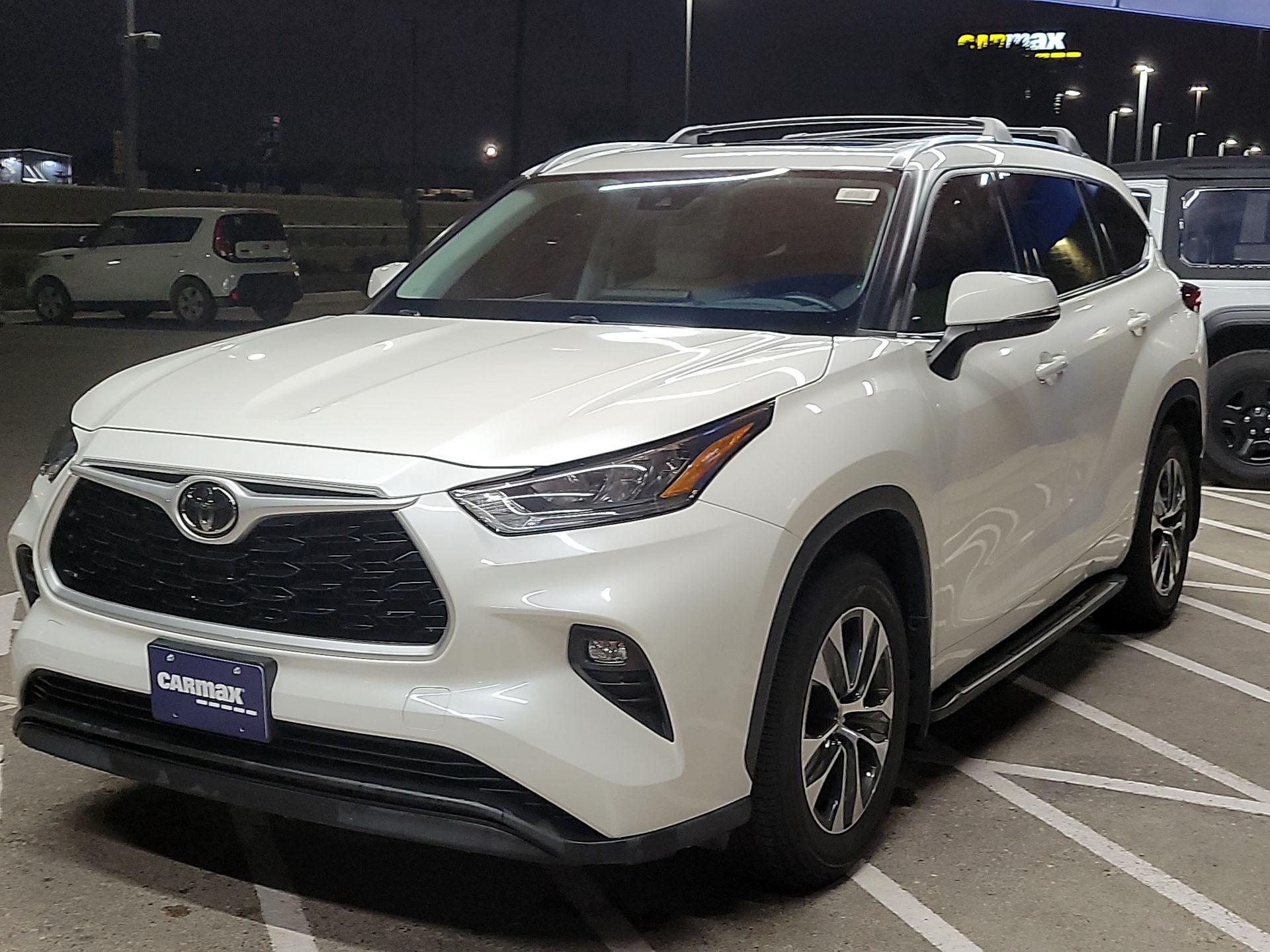 Thumbnail: 2020 Toyota Highlander - 3