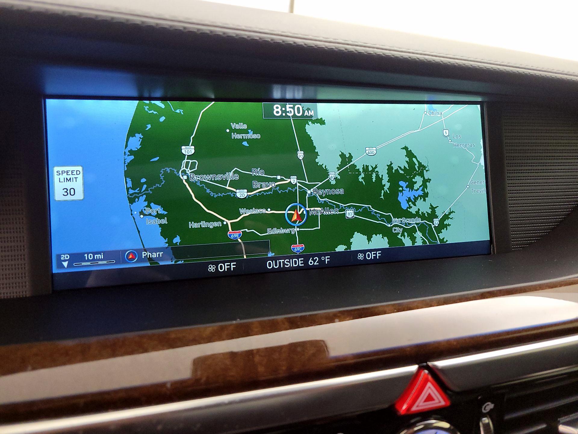 Thumbnail: 2017 Genesis G90 - 14