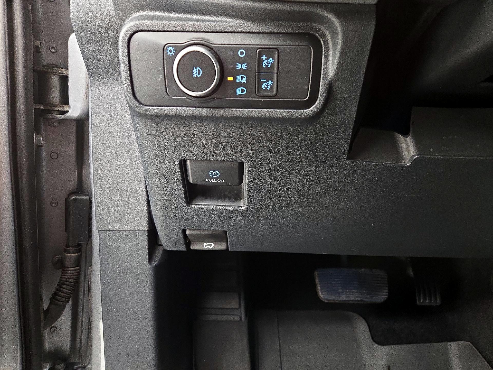 Thumbnail: 2021 Ford Bronco - 13