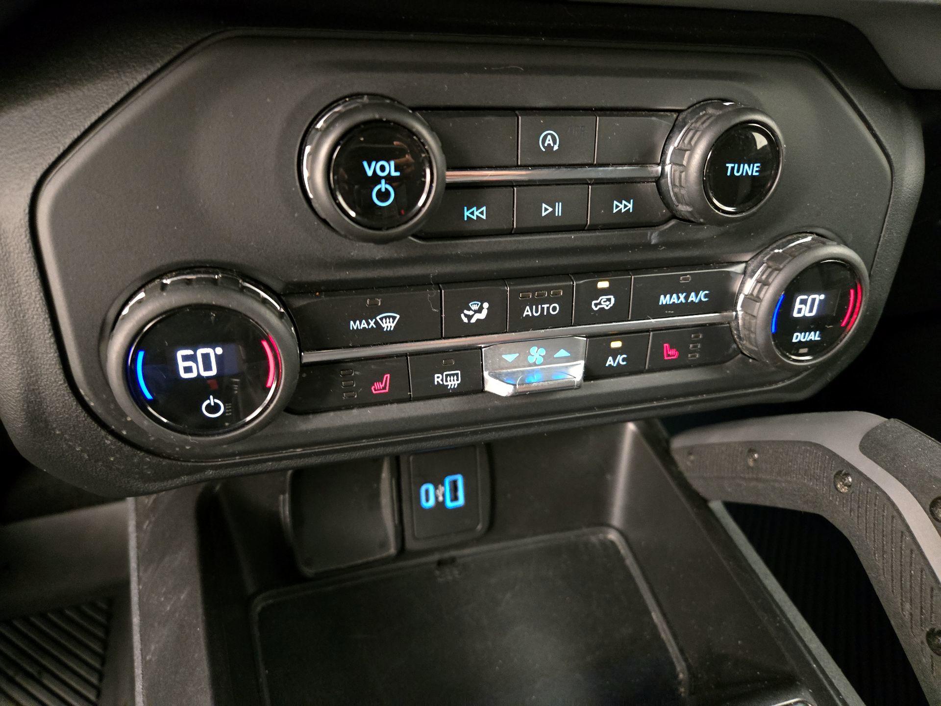 Thumbnail: 2021 Ford Bronco - 17