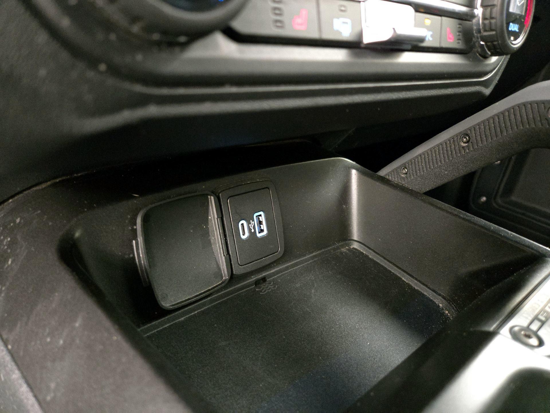 Thumbnail: 2021 Ford Bronco - 19